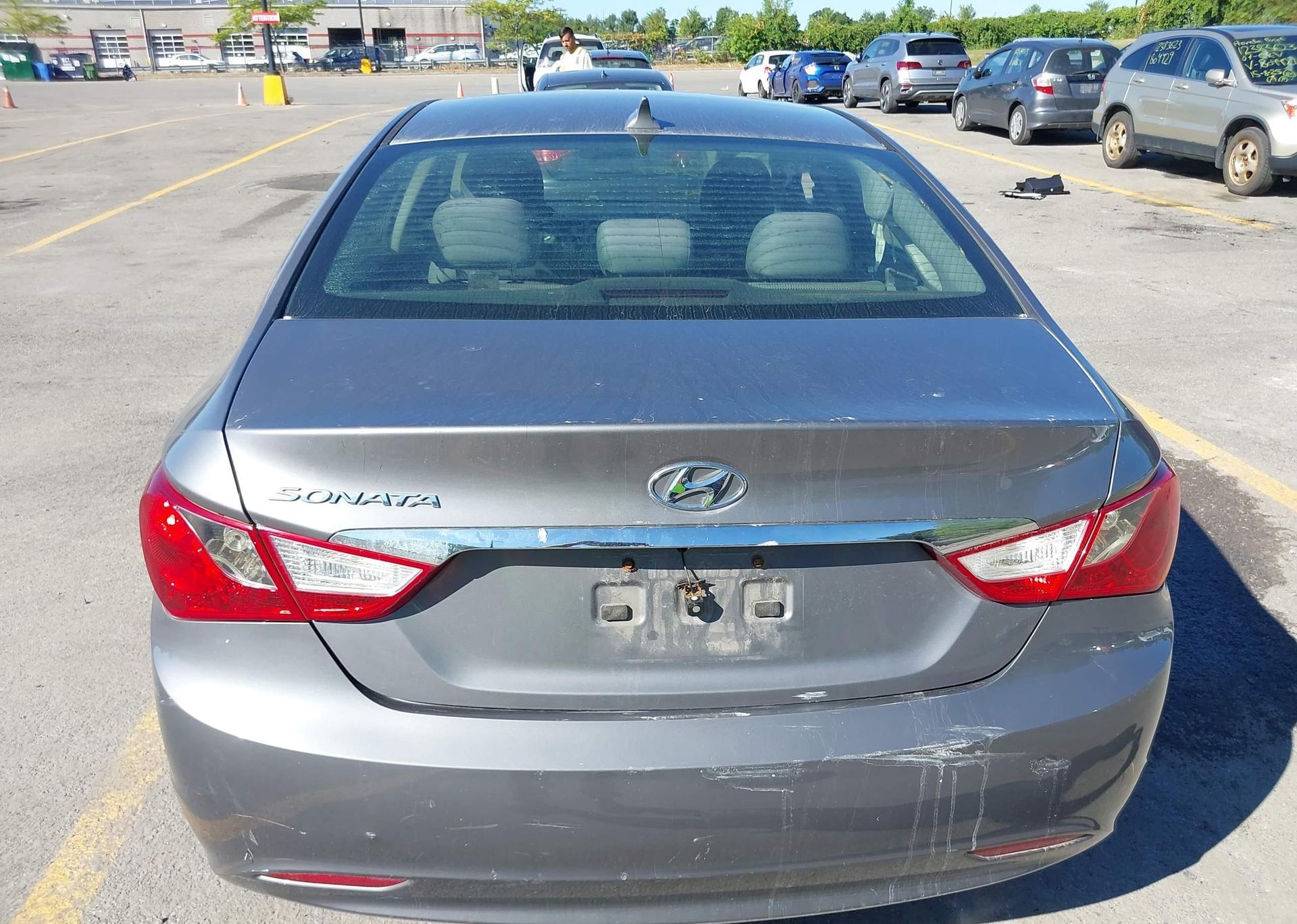 2012 HYUNDAI SONATA