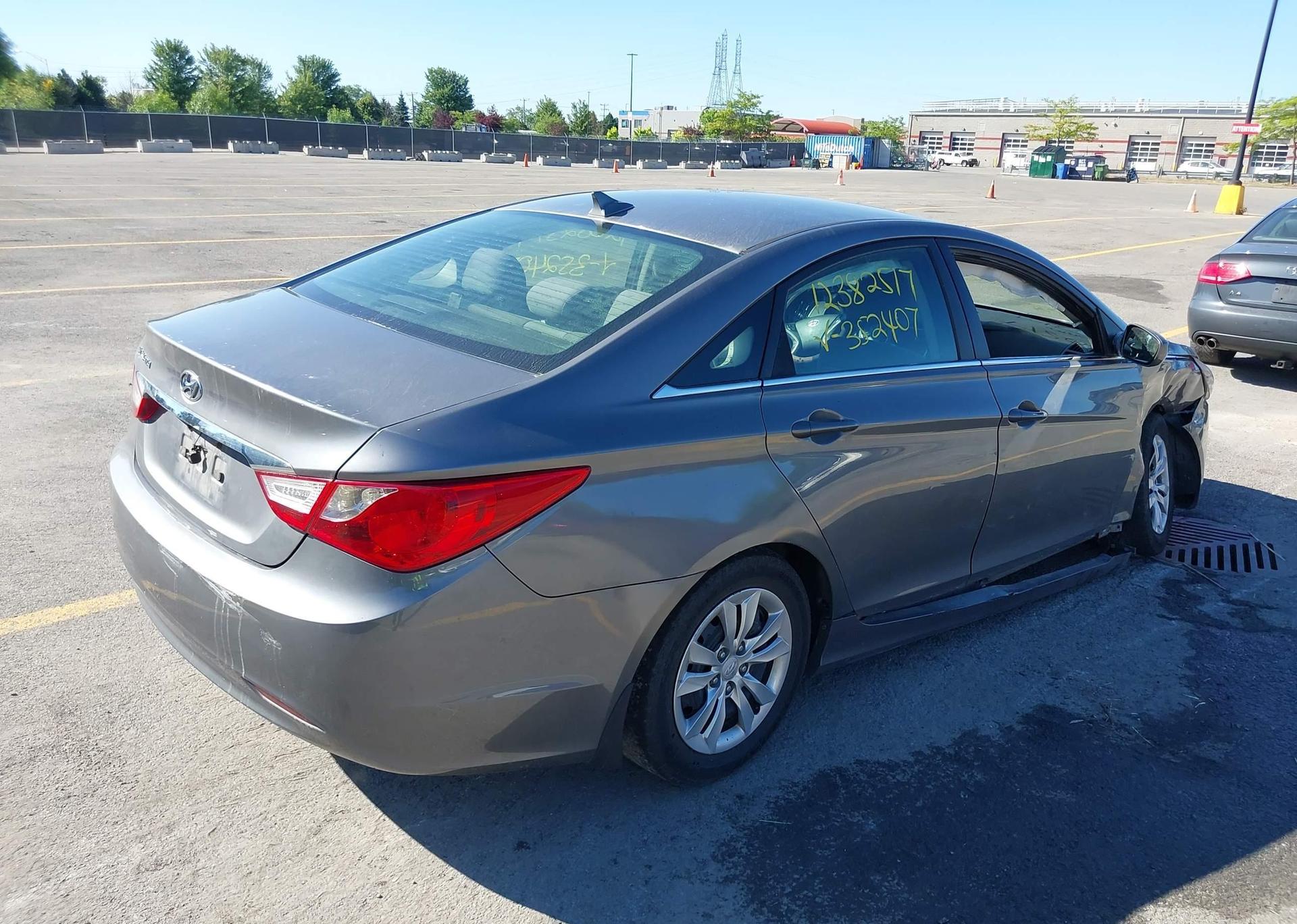 2012 HYUNDAI SONATA