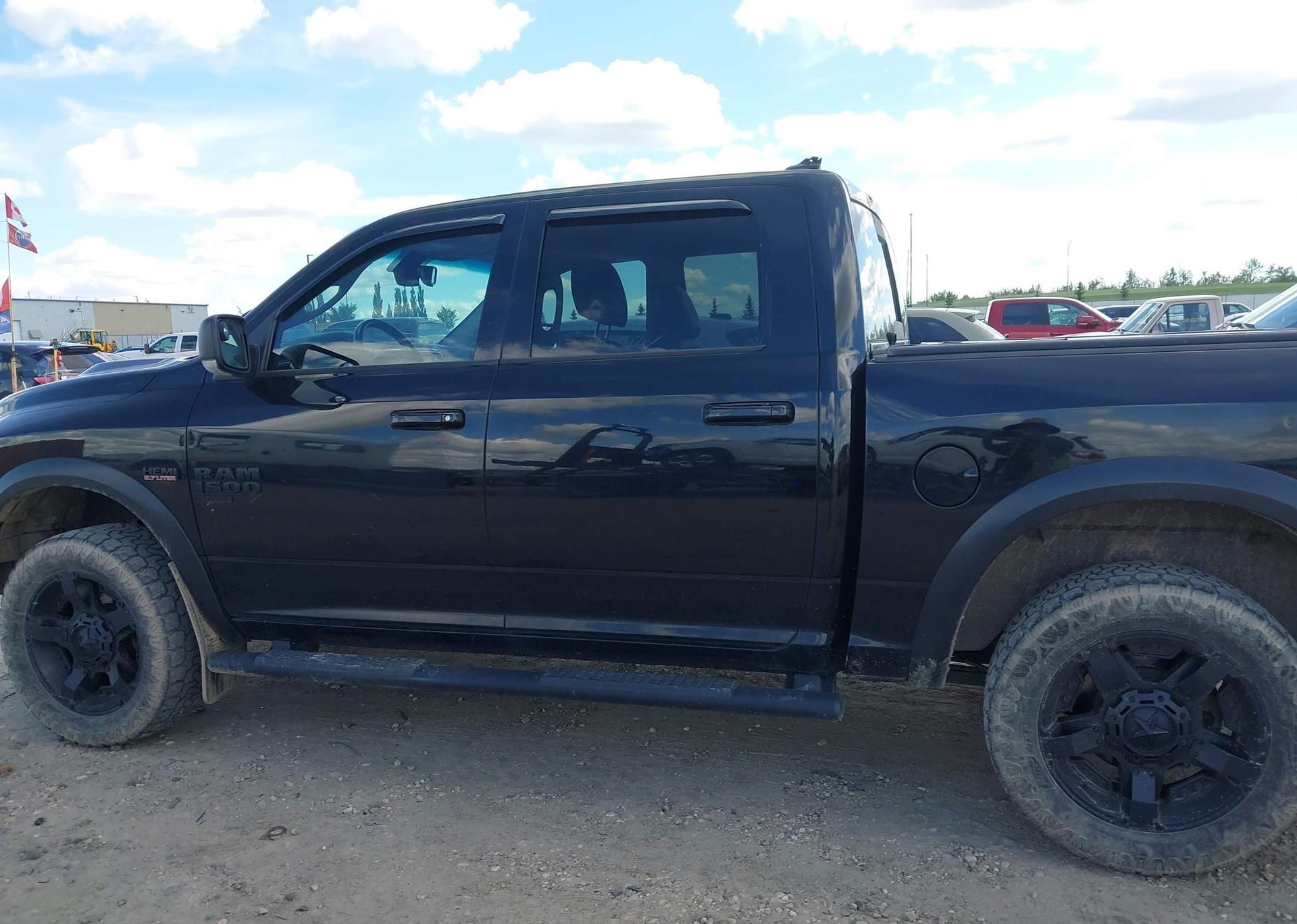 2019 RAM 1500 CLASSIC SLT
