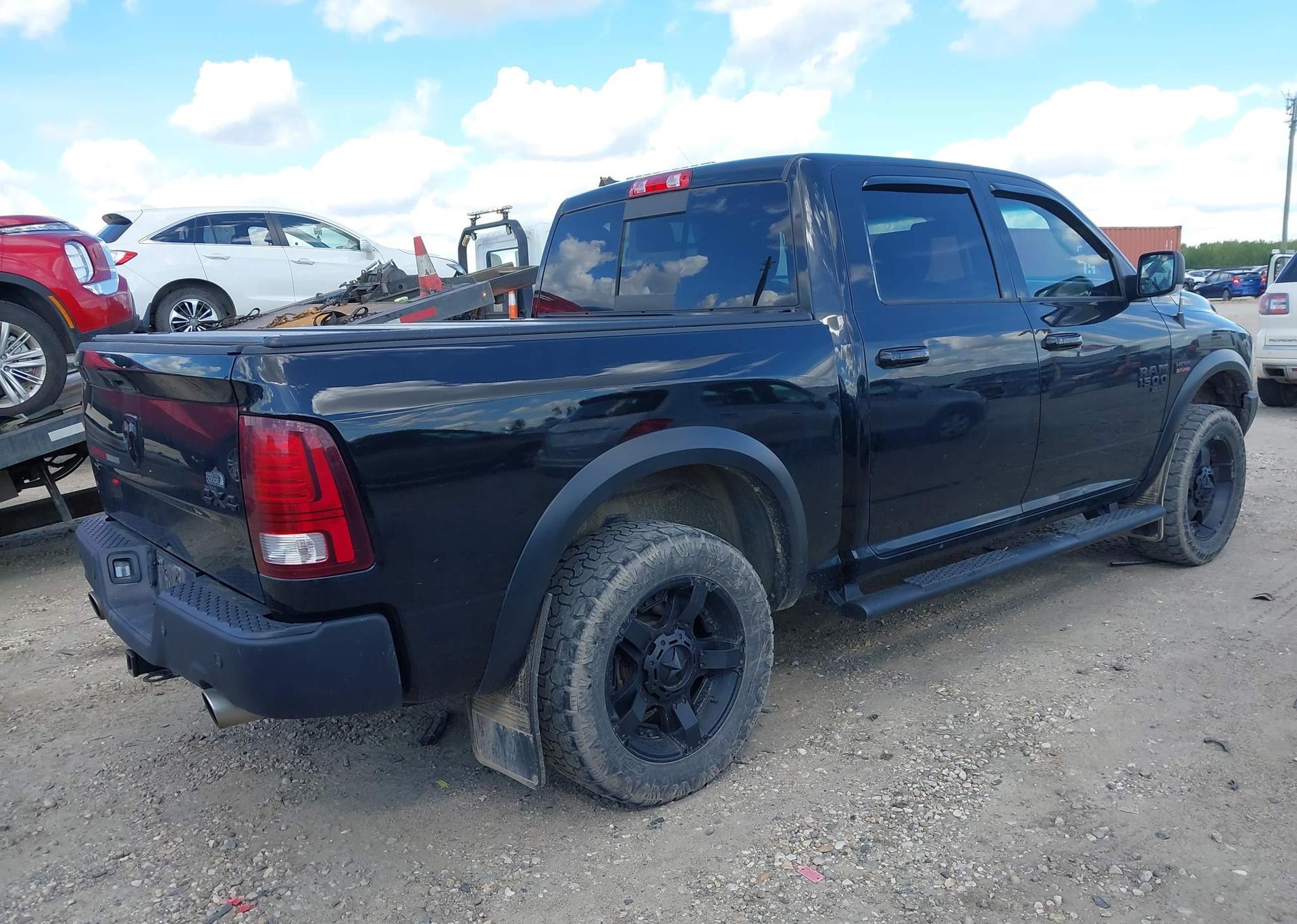 2019 RAM 1500 CLASSIC SLT