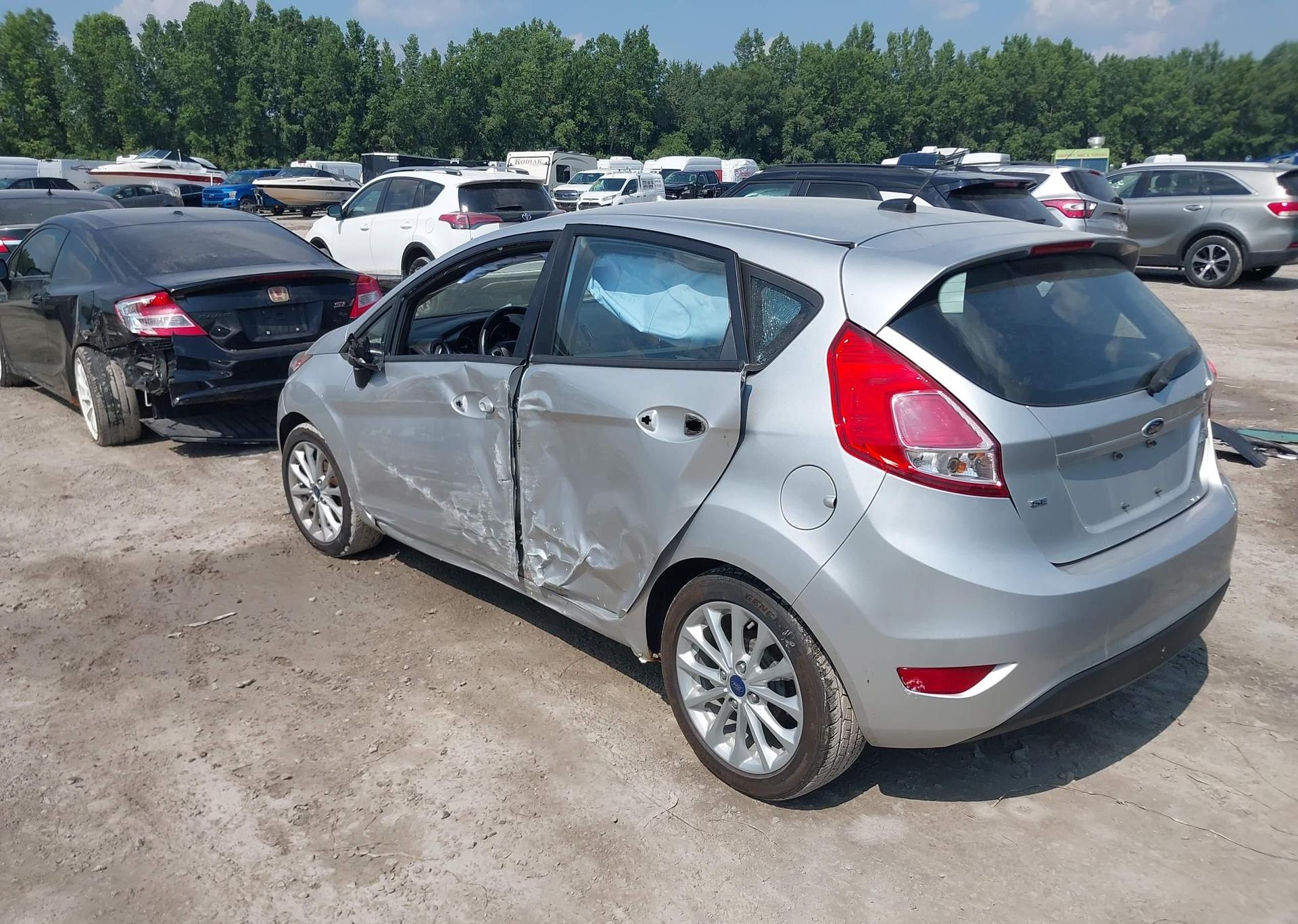 2014 FORD FIESTA SE