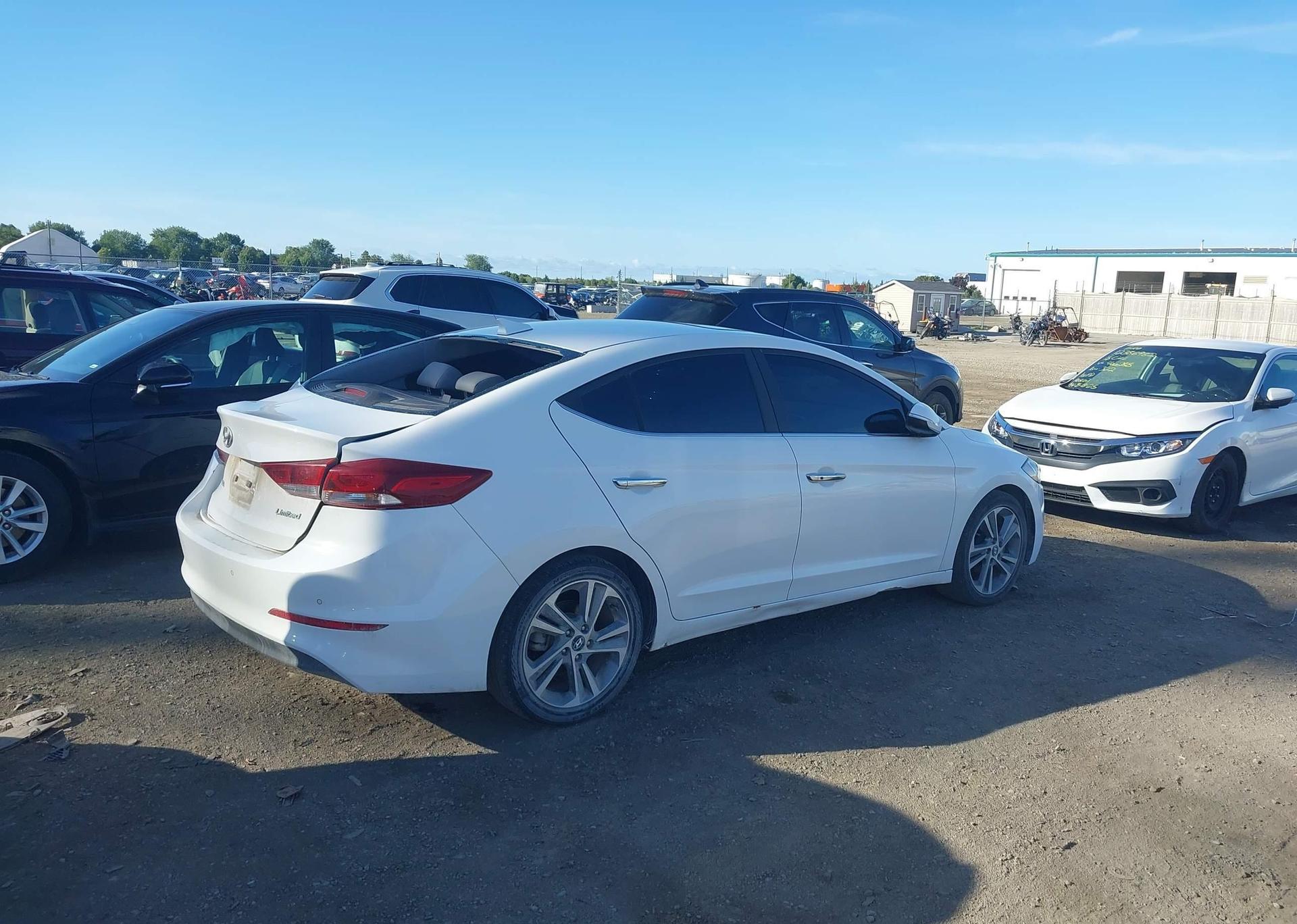 2017 HYUNDAI ELANTRA SE