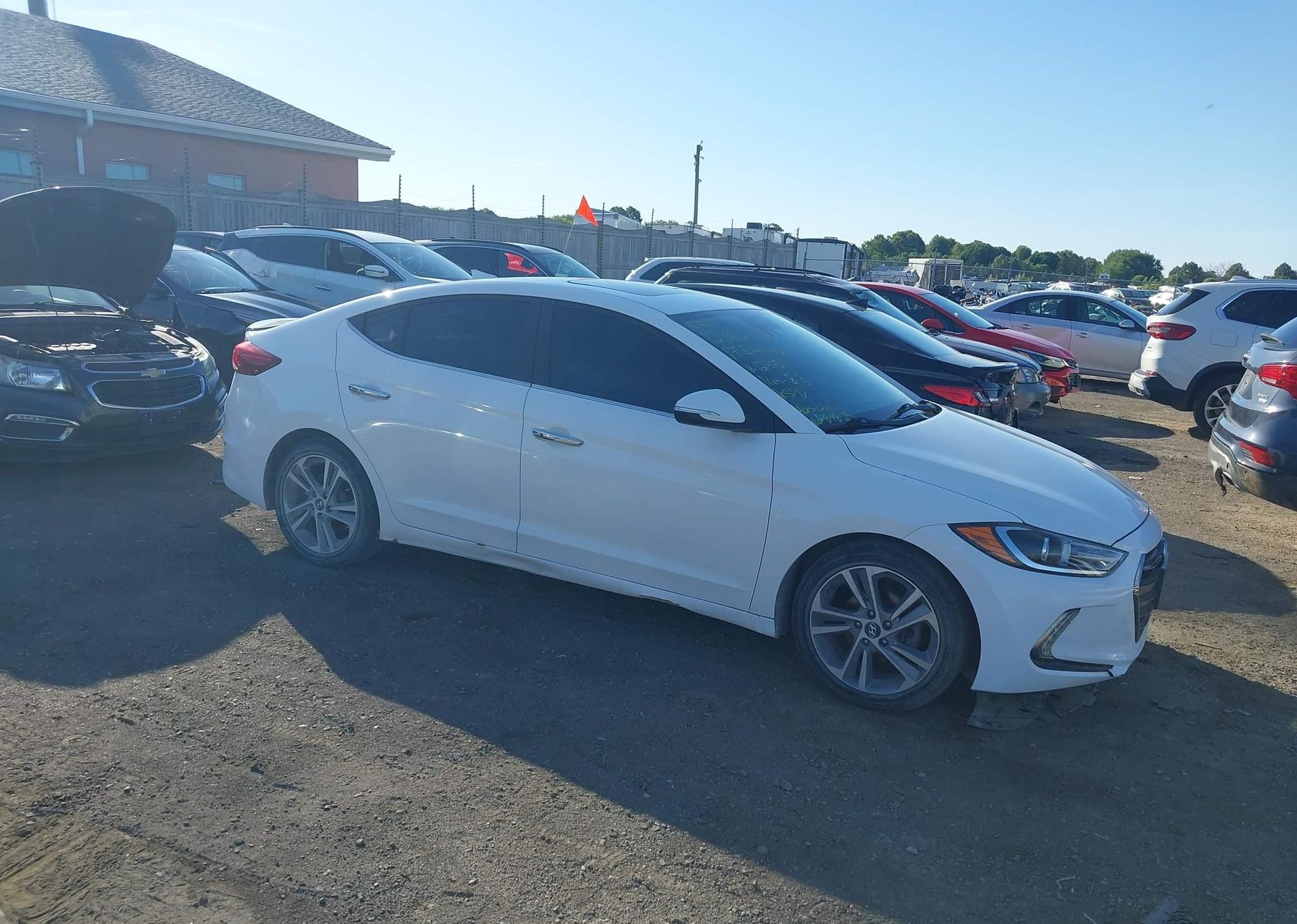 2017 HYUNDAI ELANTRA SE