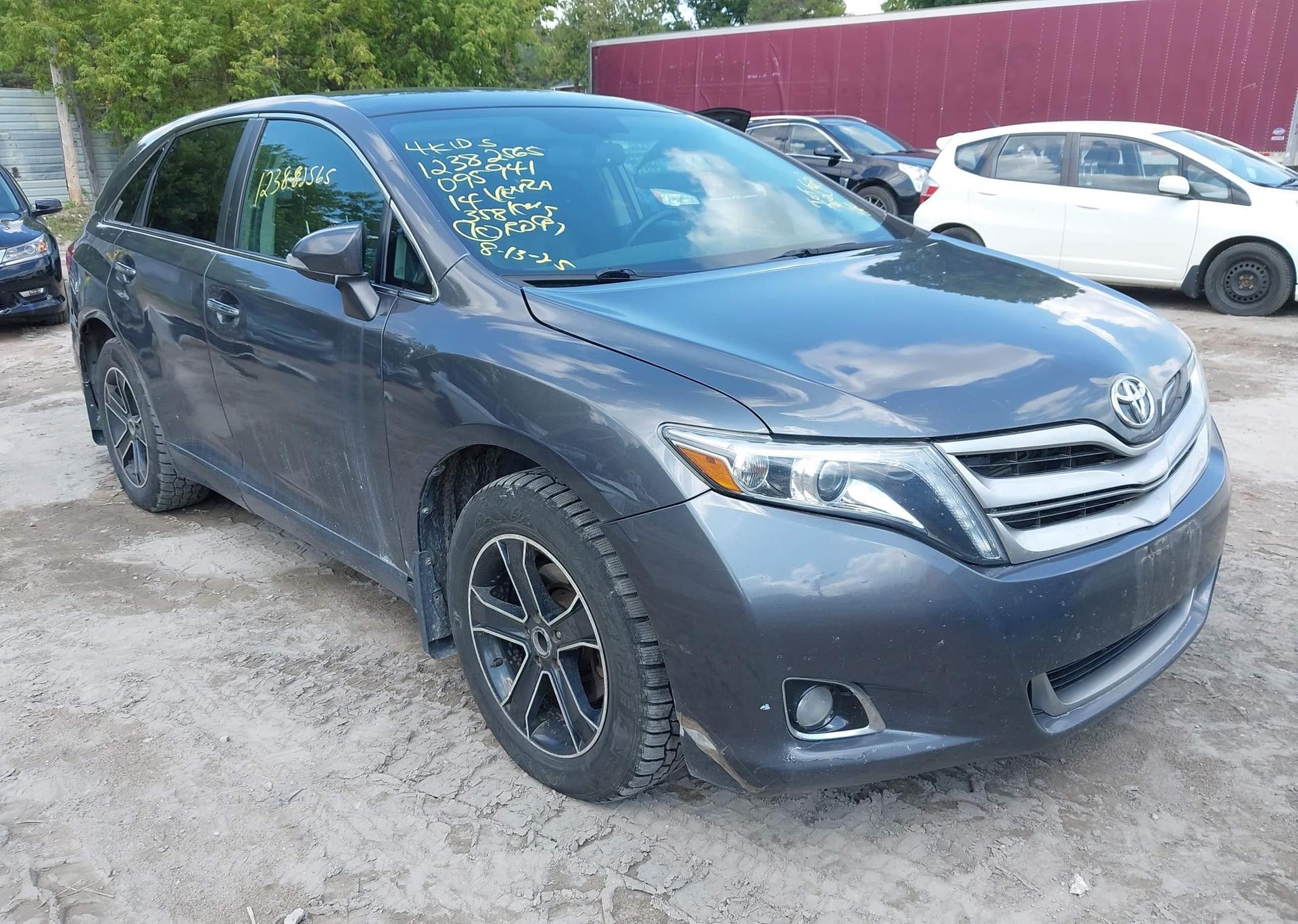 2014 TOYOTA VENZA
