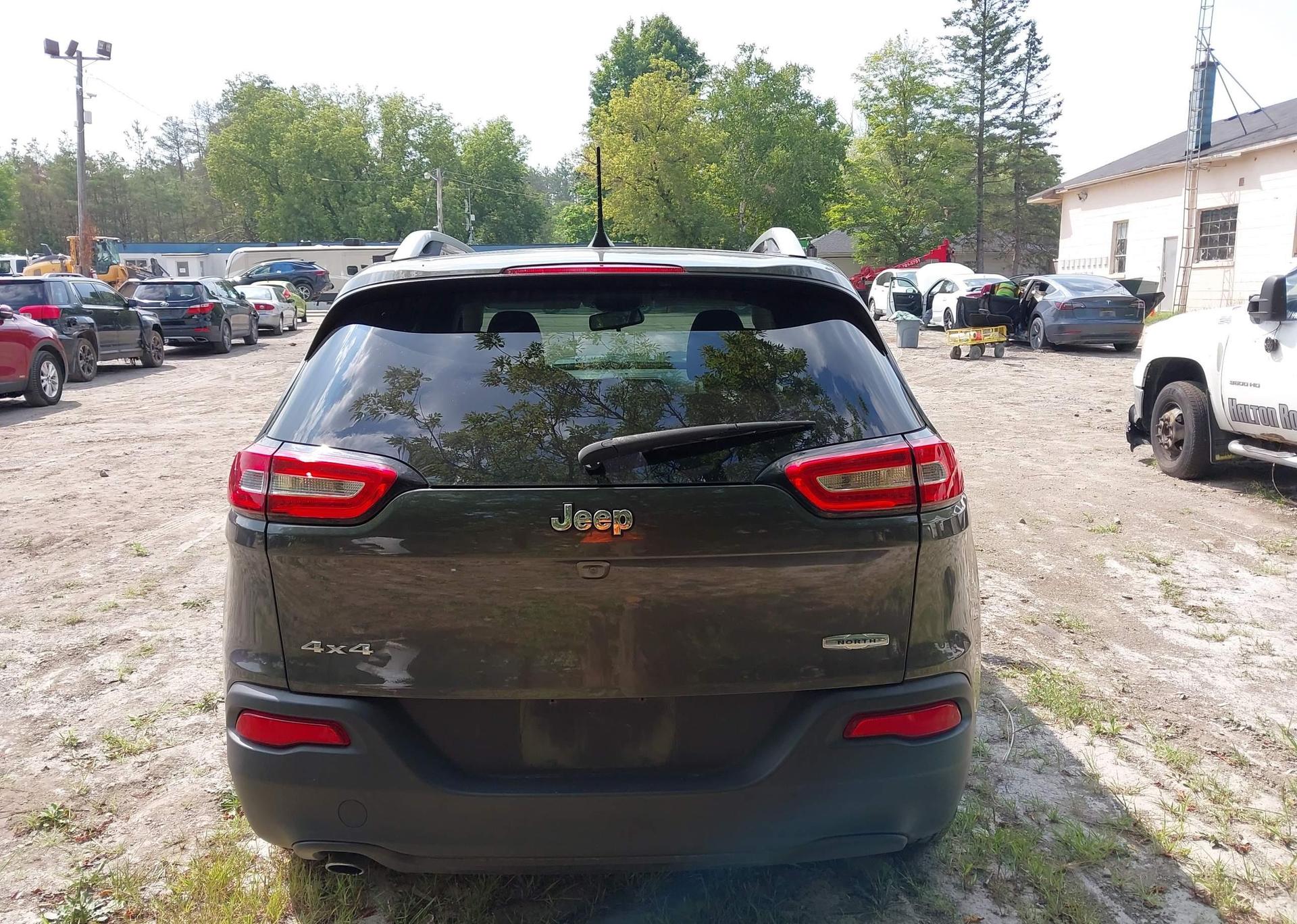 2017 JEEP CHEROKEE LATITUDE