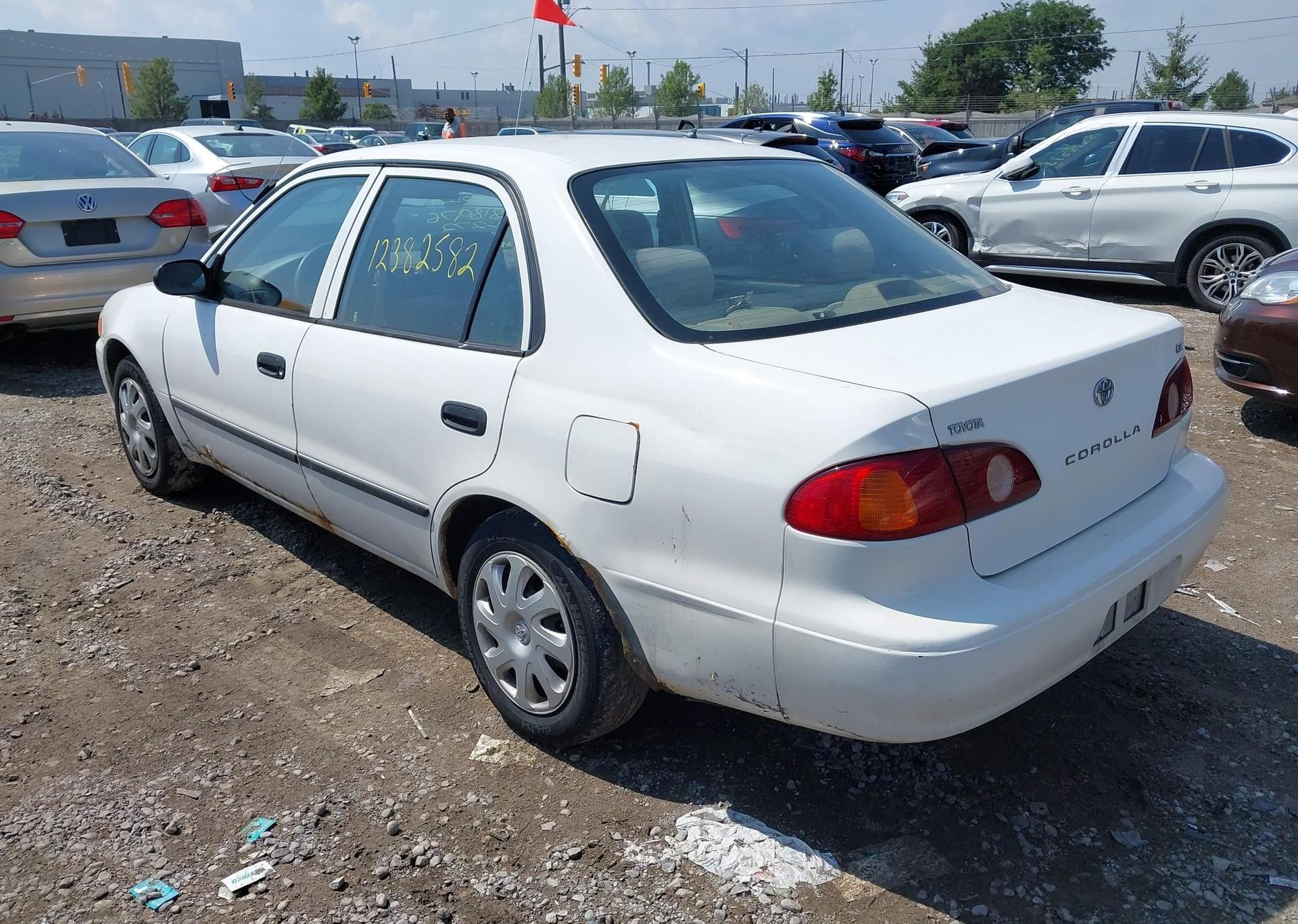 2001 TOYOTA COROLLA CE