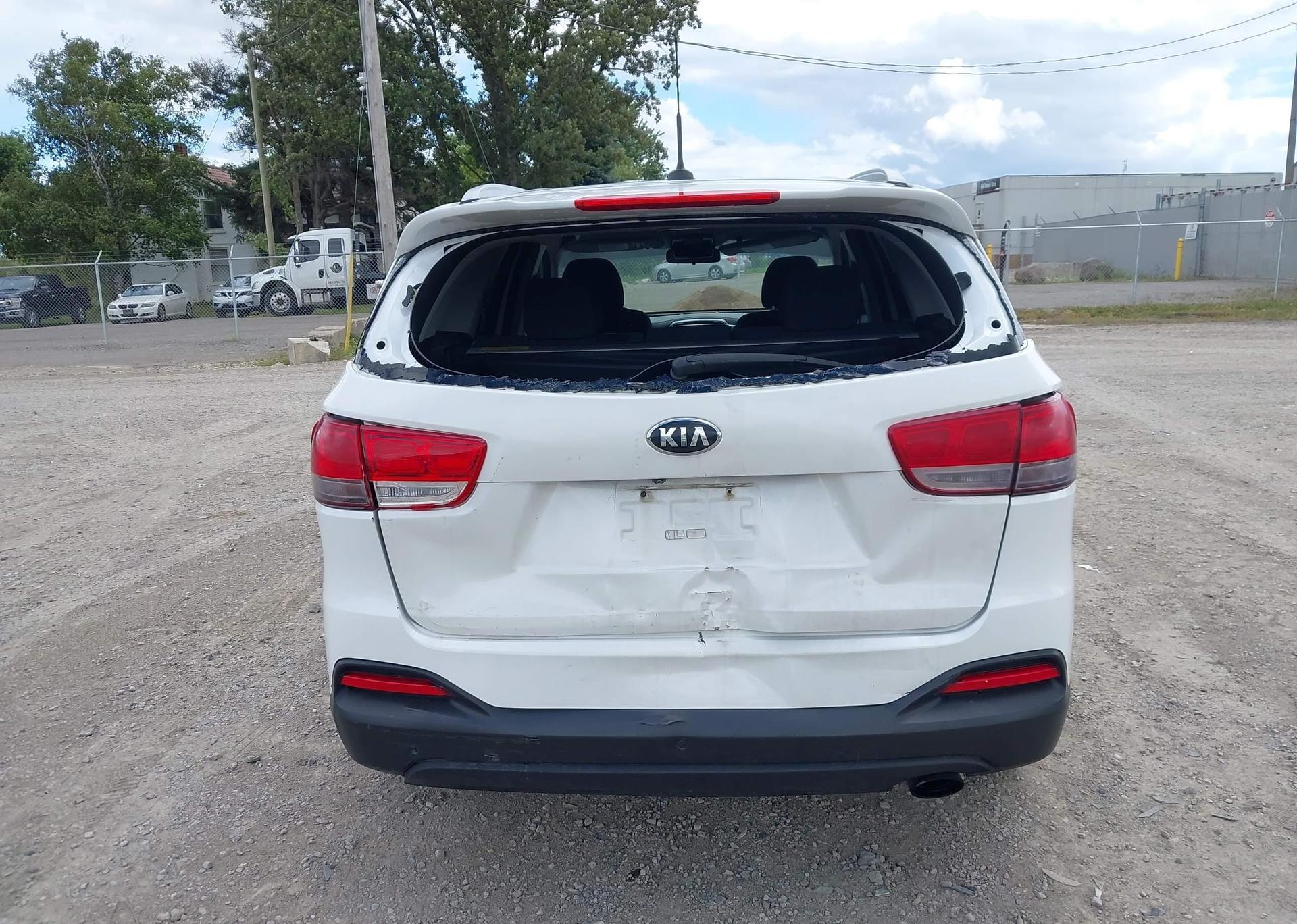 2018 KIA SORENTO 2.4L LX