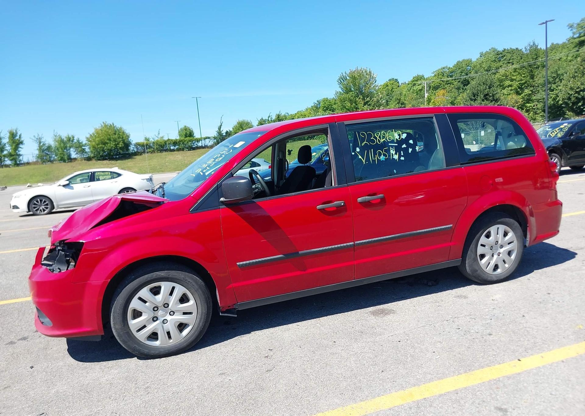 2016 DODGE GRAND CARAVAN SE