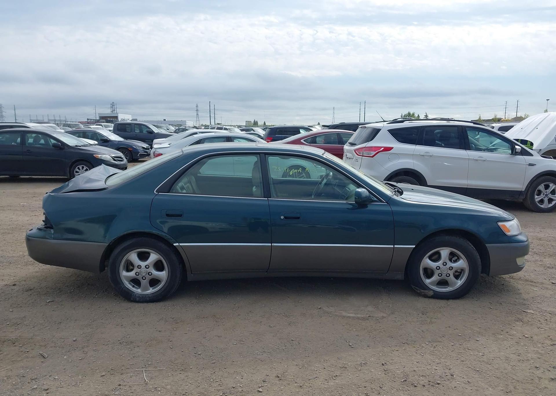 1998 LEXUS ES 300