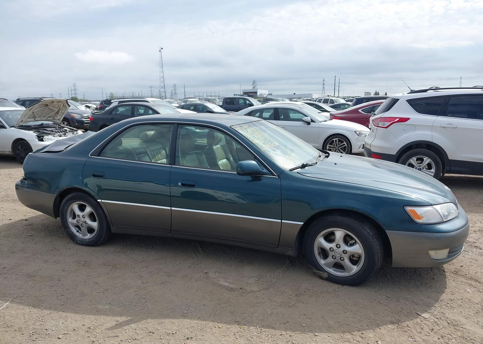 1998 LEXUS ES 300