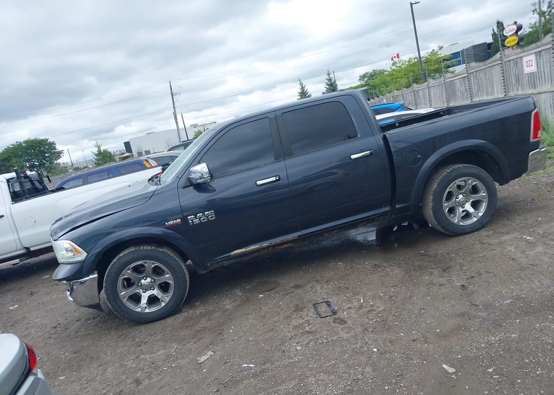 2014 RAM 1500 LARAMIE