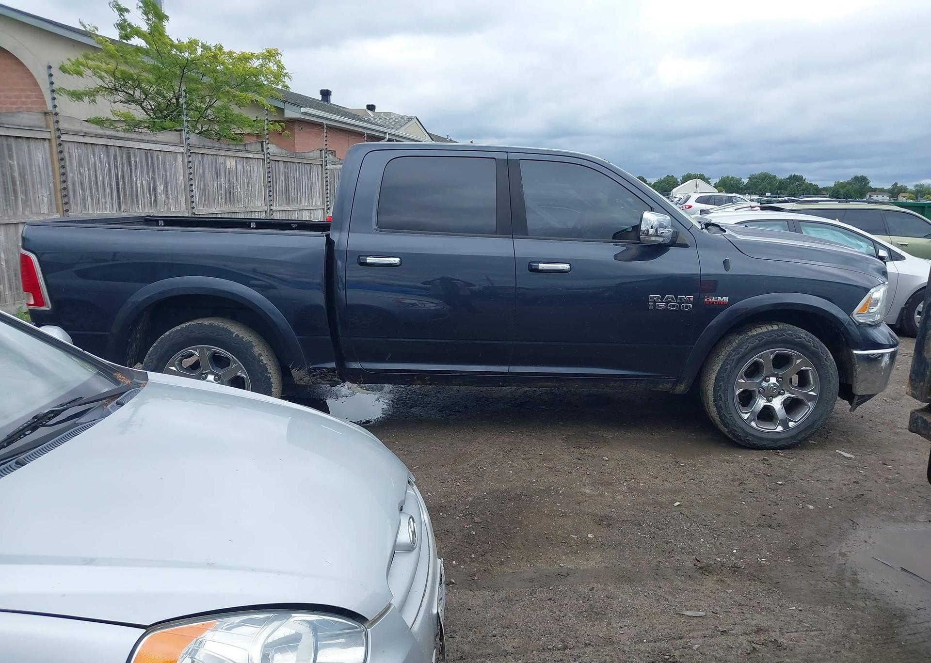 2014 RAM 1500 LARAMIE