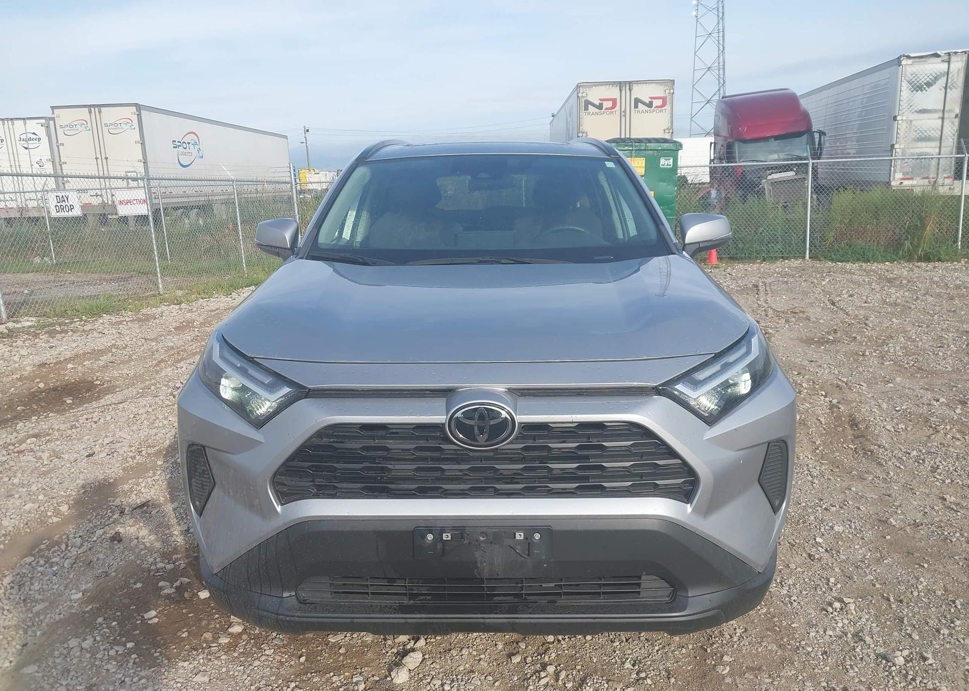 2023 TOYOTA RAV4 XLE