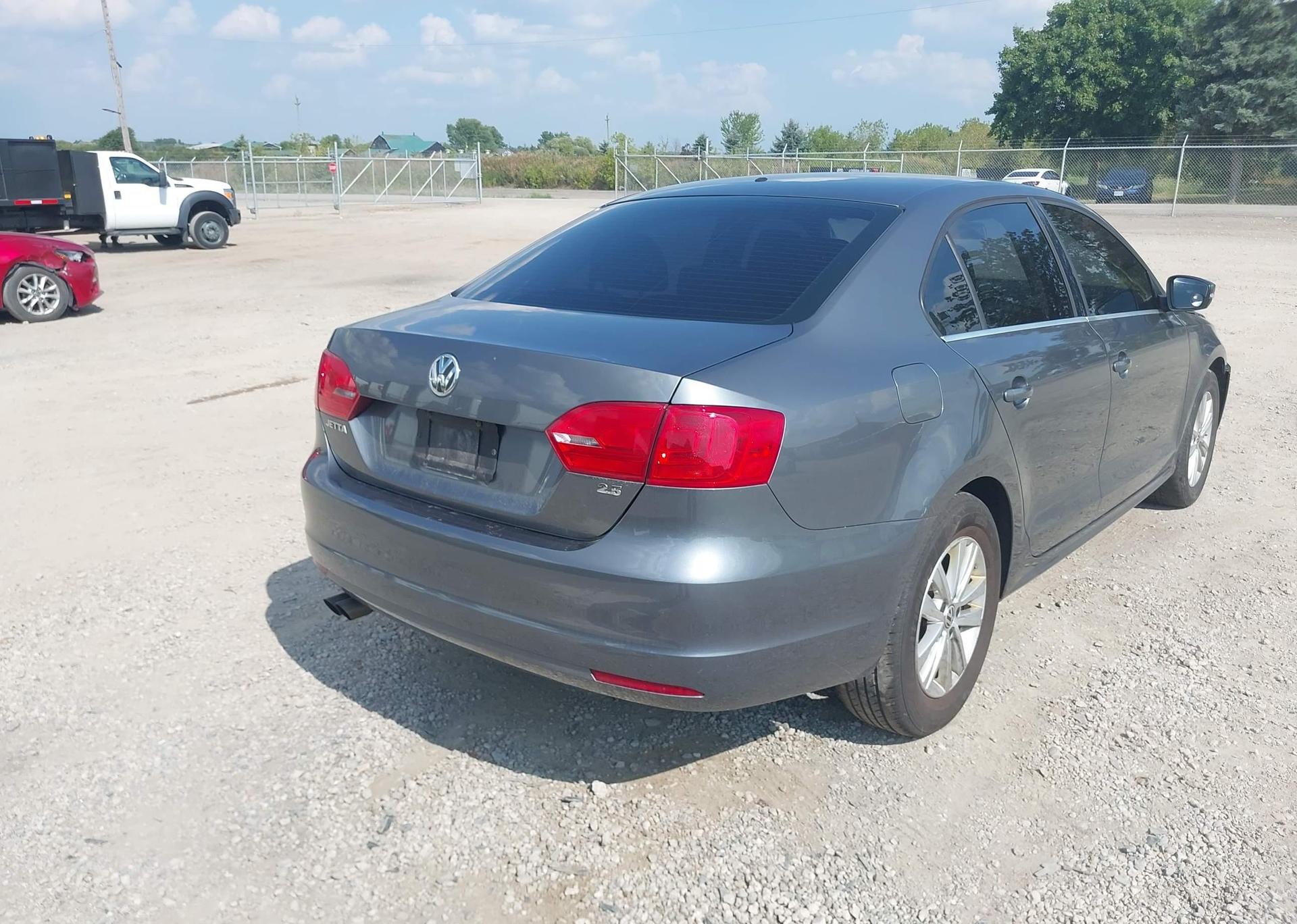 2012 VOLKSWAGEN JETTA 2.5L COMFORTLINE