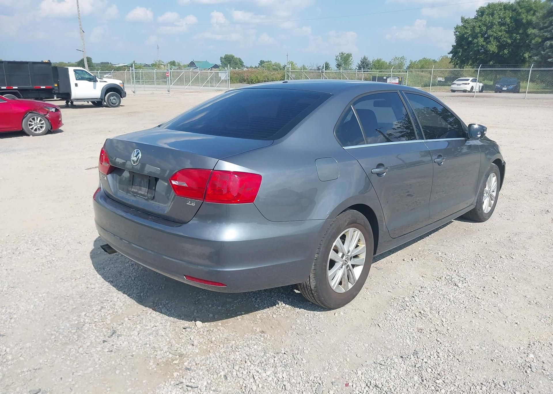 2012 VOLKSWAGEN JETTA 2.5L COMFORTLINE