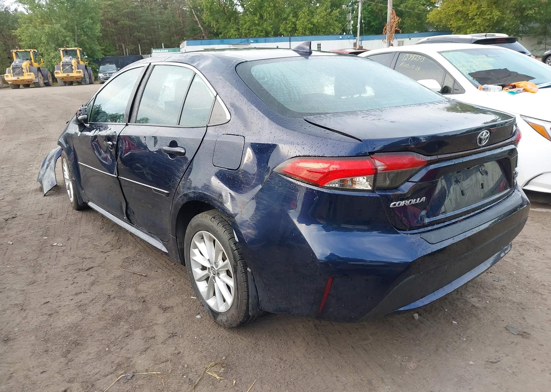 2020 TOYOTA Corolla XLE