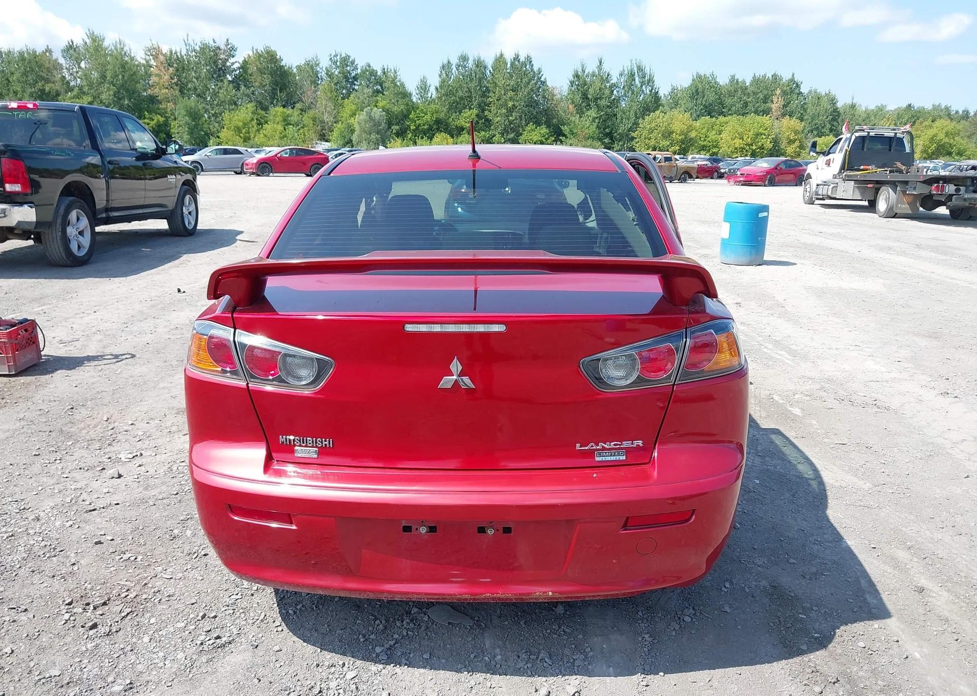 2015 MITSUBISHI lancer se