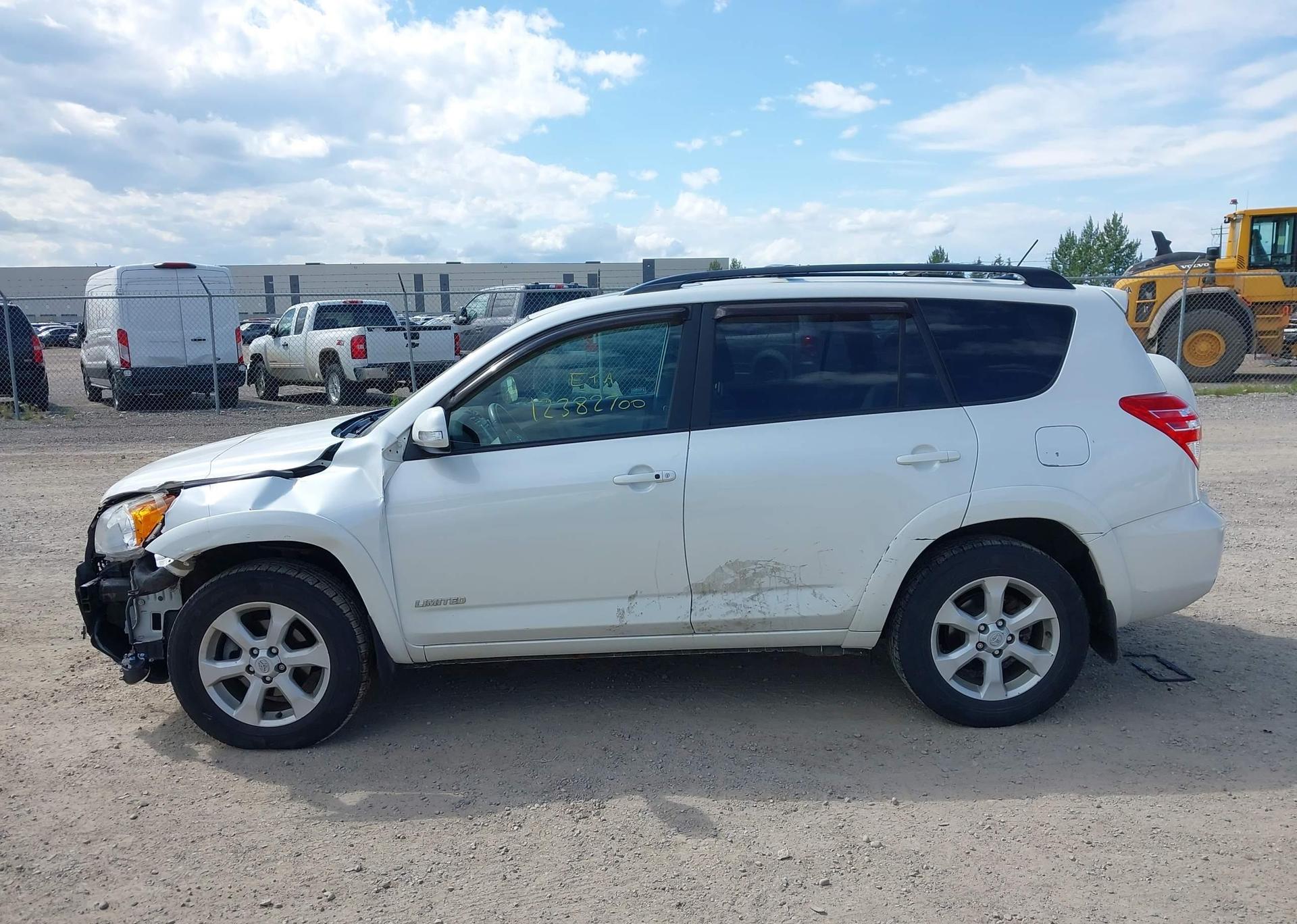 2011 TOYOTA RAV4 LIMITED