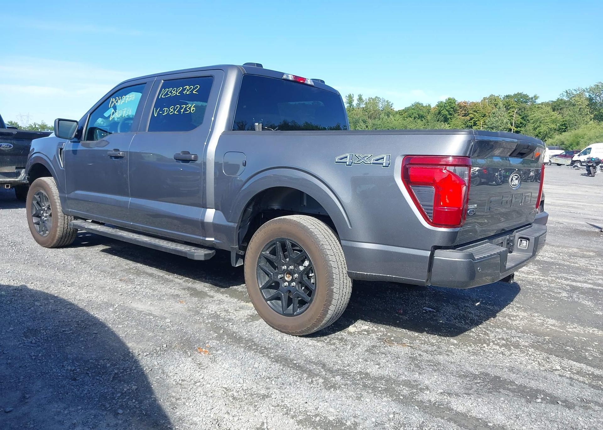 2025 FORD F-150 STX