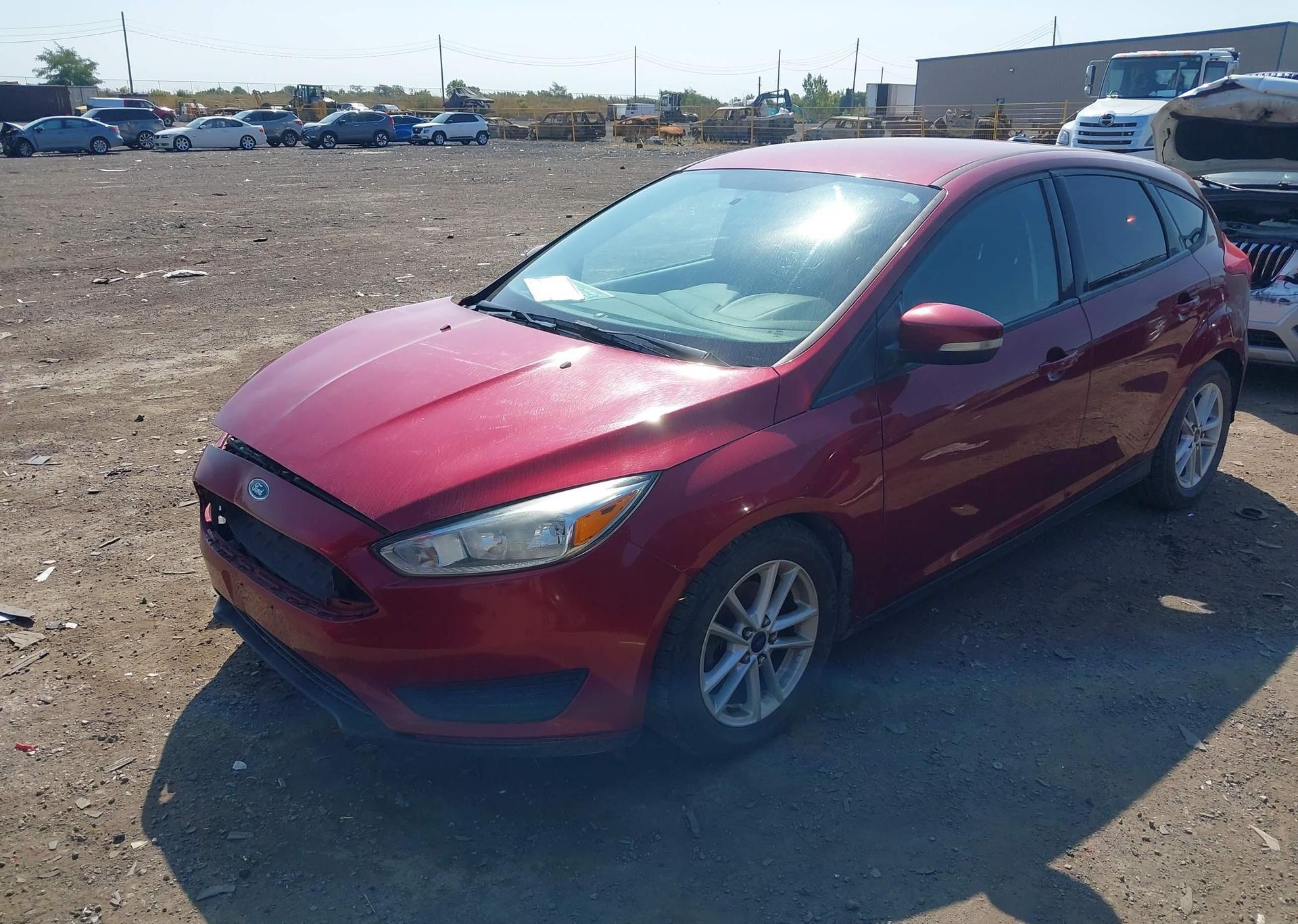 2015 FORD FOCUS SE