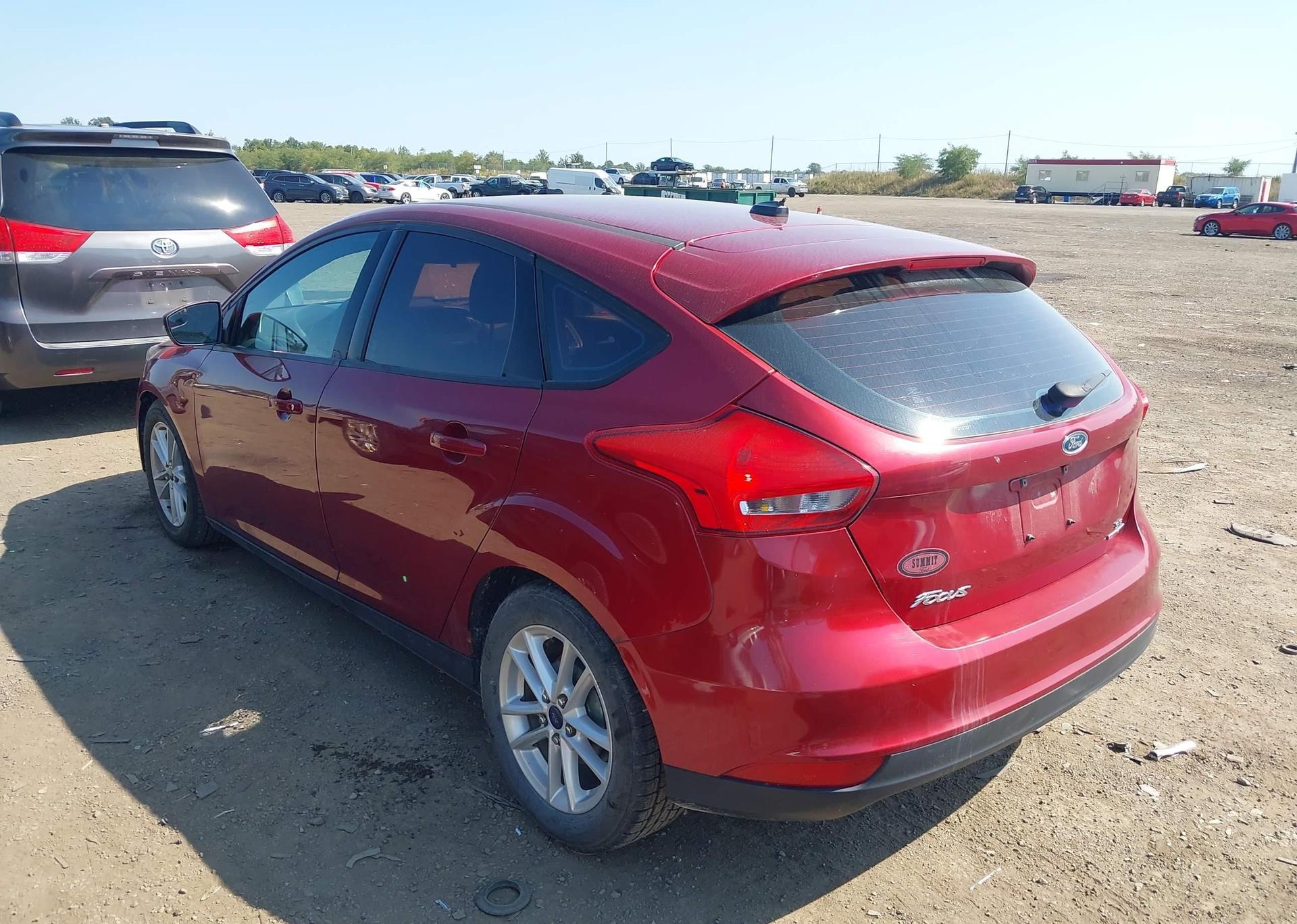 2015 FORD FOCUS SE