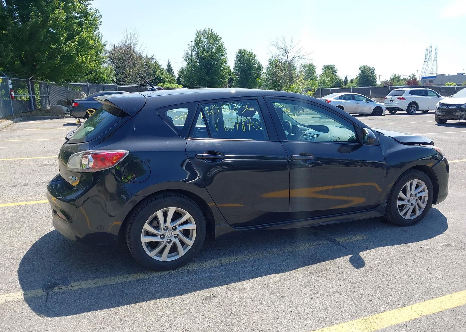 2012 MAZDA 3 I