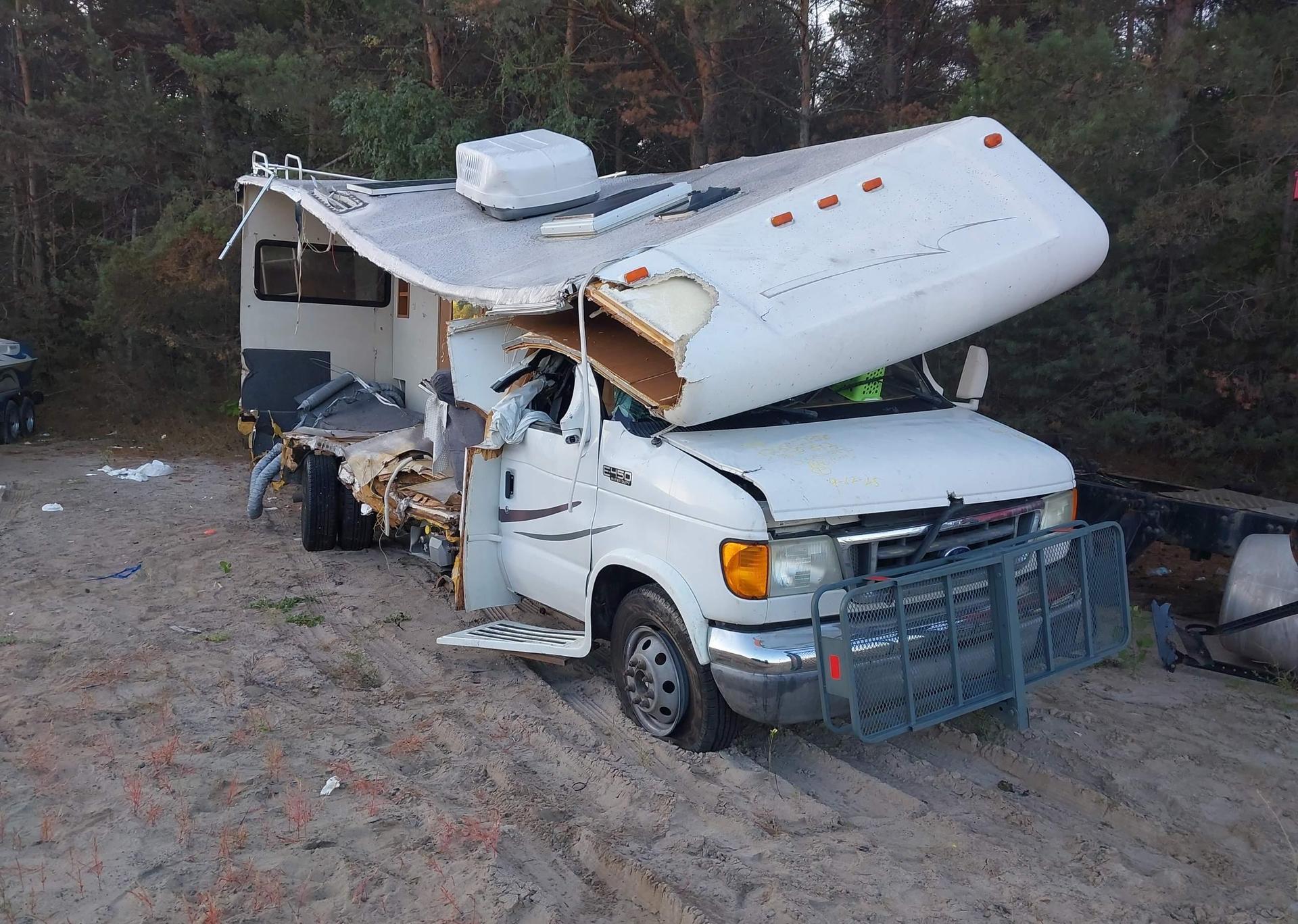 2003 FORD E-450 CUTAWAY STANDARD
