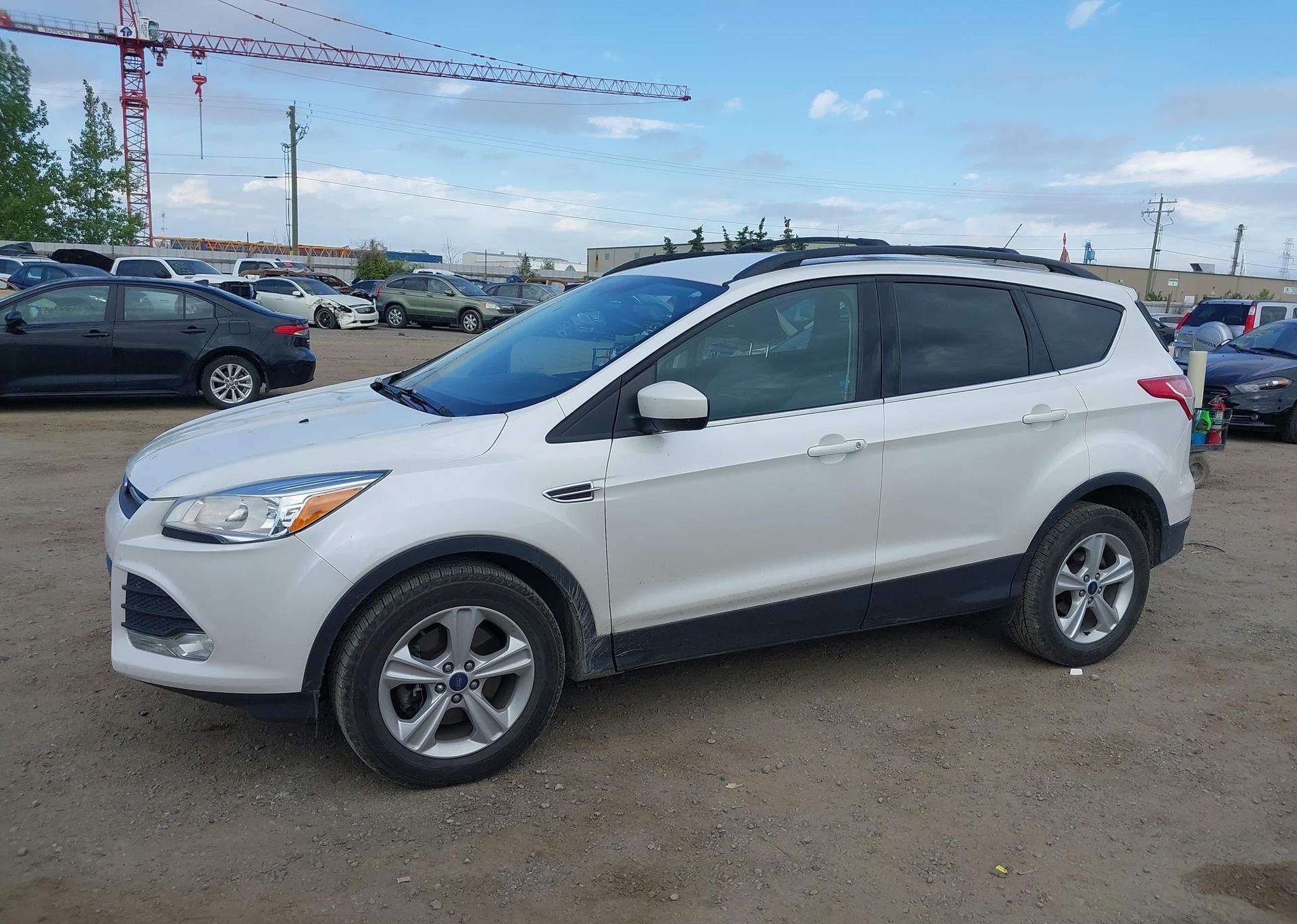 2015 FORD ESCAPE SE
