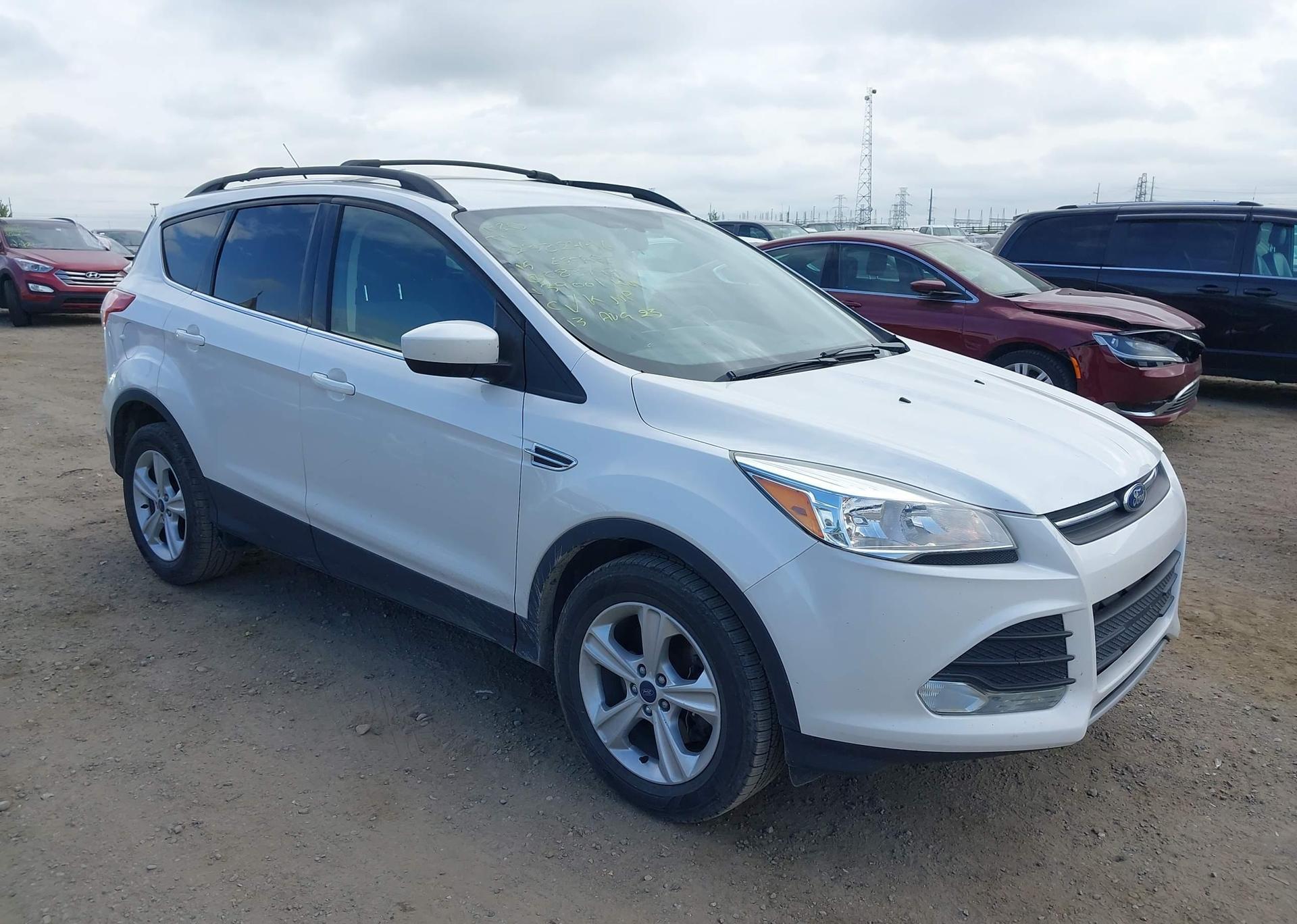 2015 FORD ESCAPE SE