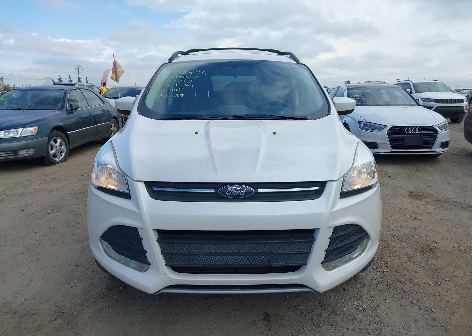 2015 FORD ESCAPE SE