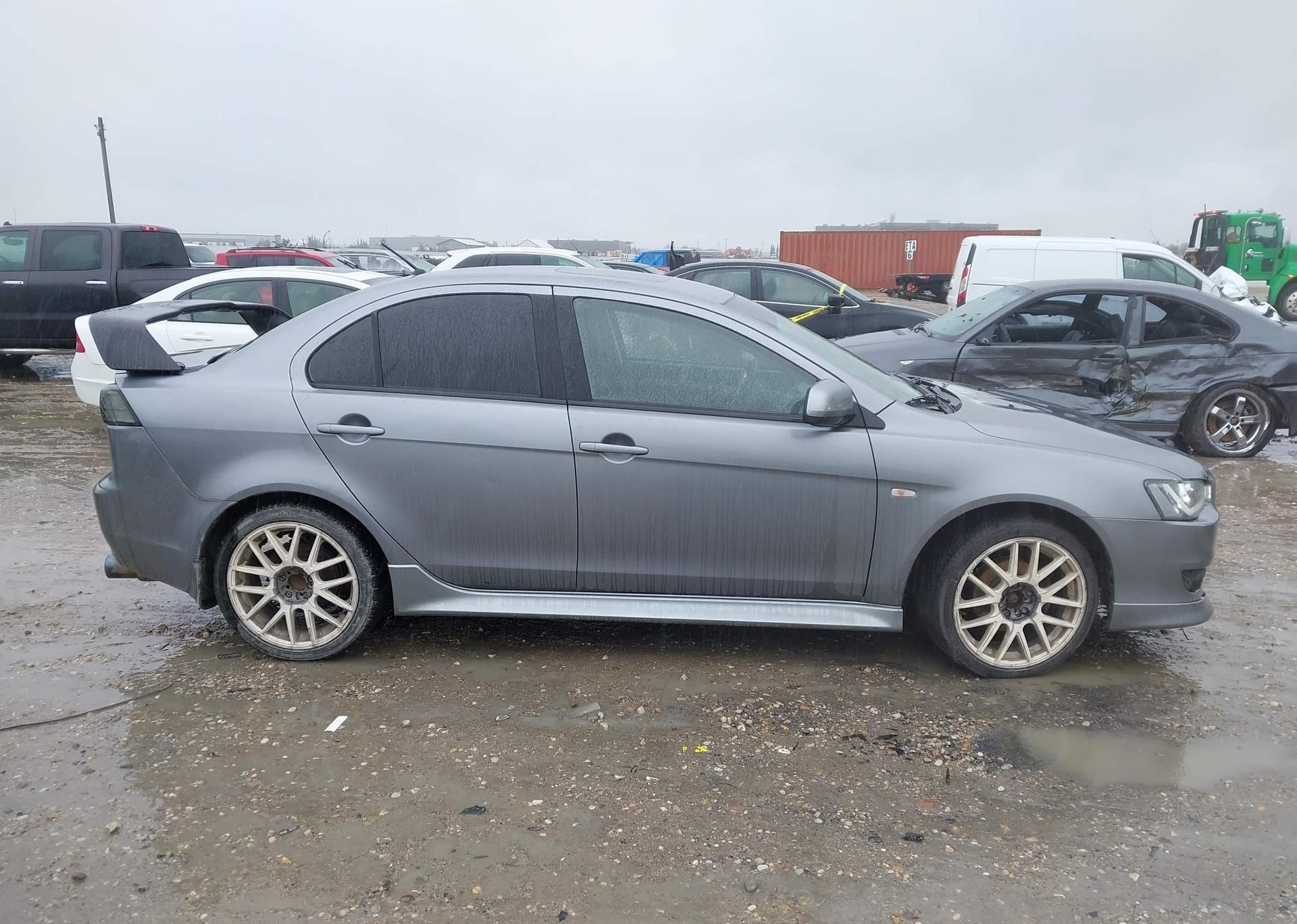 2013 MITSUBISHI LANCER ES