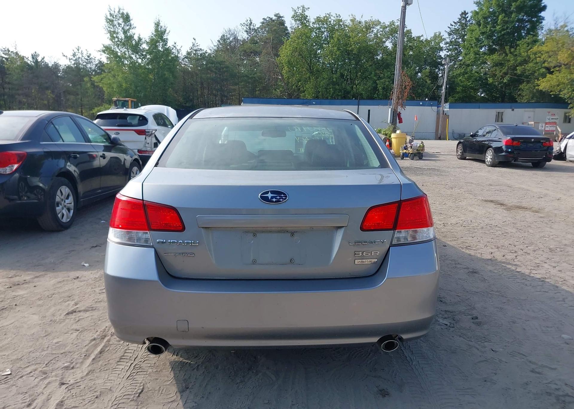 2011 SUBARU LEGACY 3.6R LIMITED
