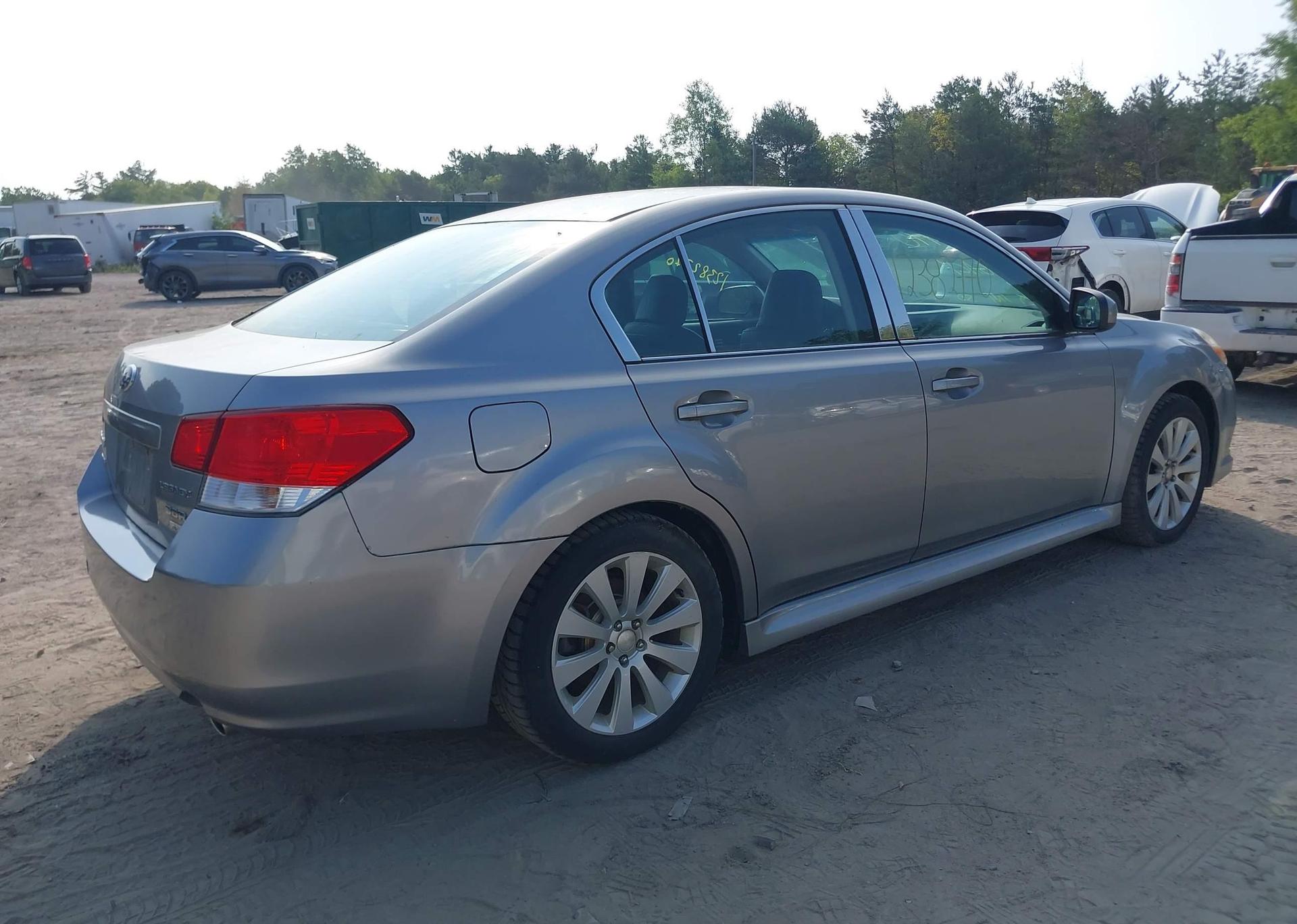 2011 SUBARU LEGACY 3.6R LIMITED