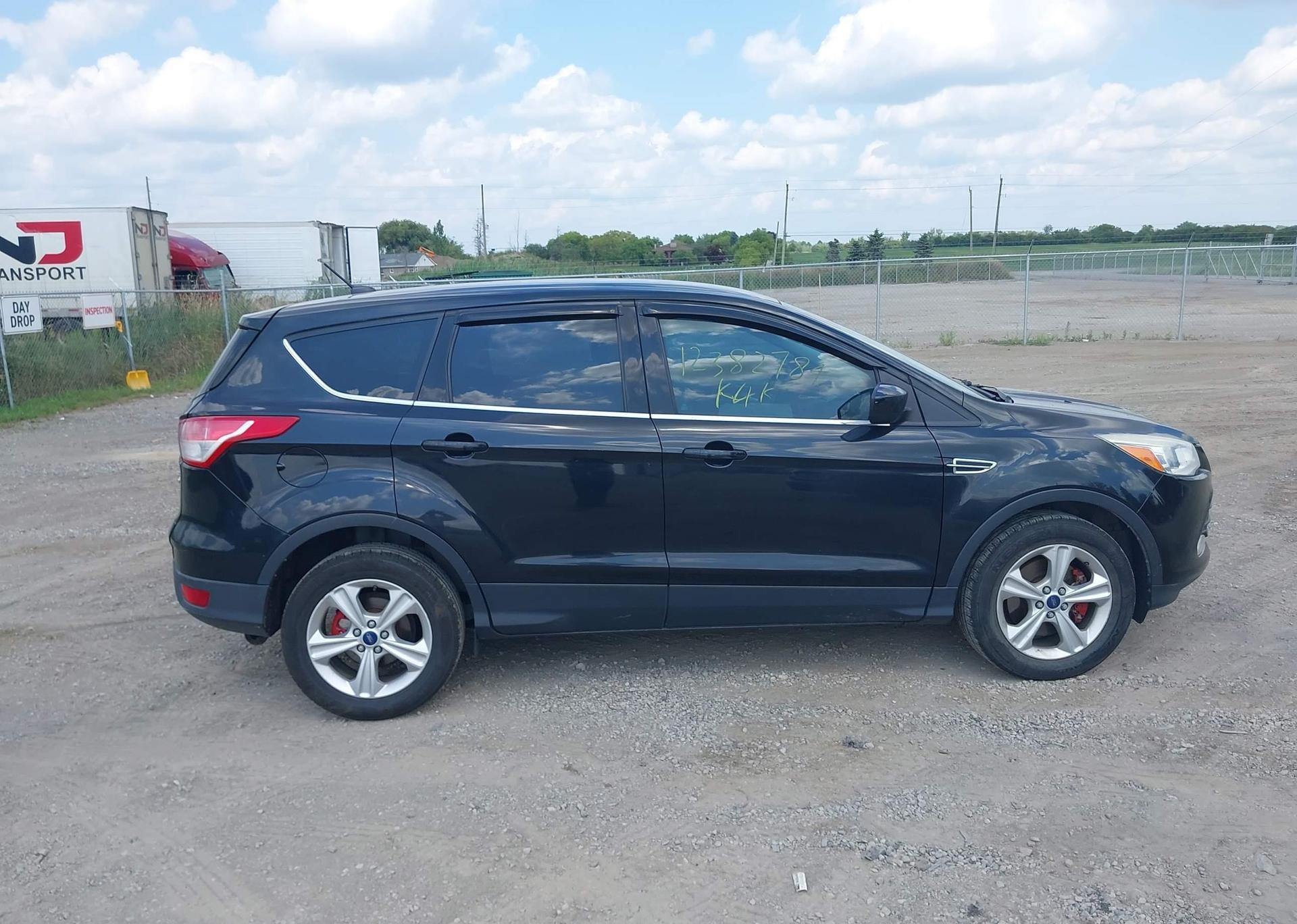 2014 FORD ESCAPE SE