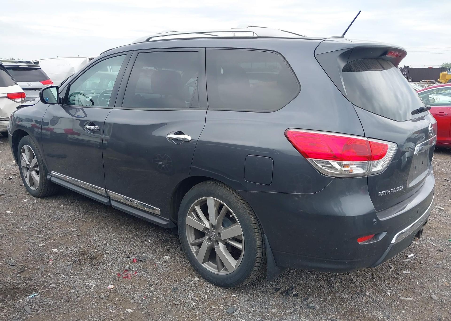 2014 NISSAN PATHFINDER S
