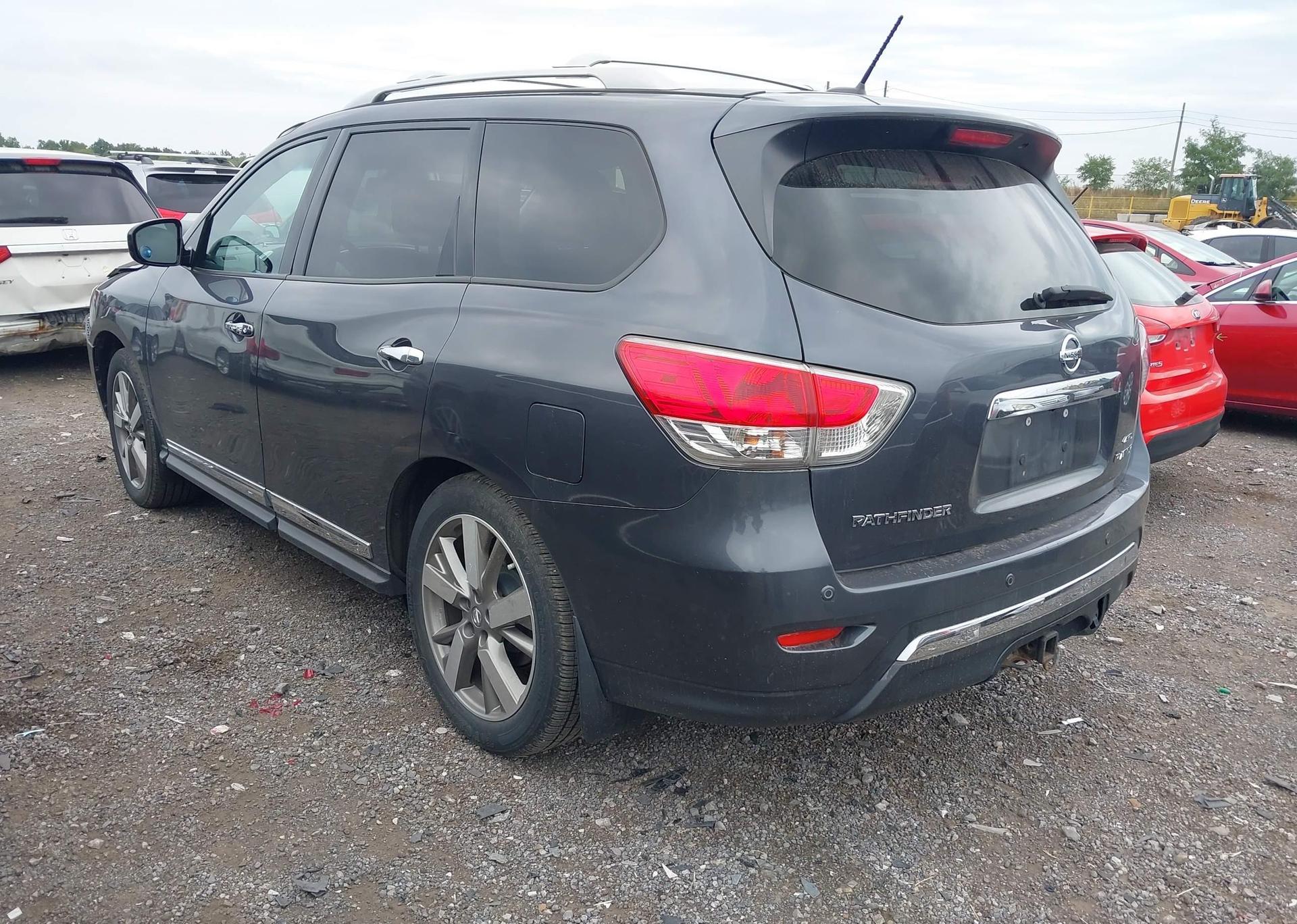 2014 NISSAN PATHFINDER S