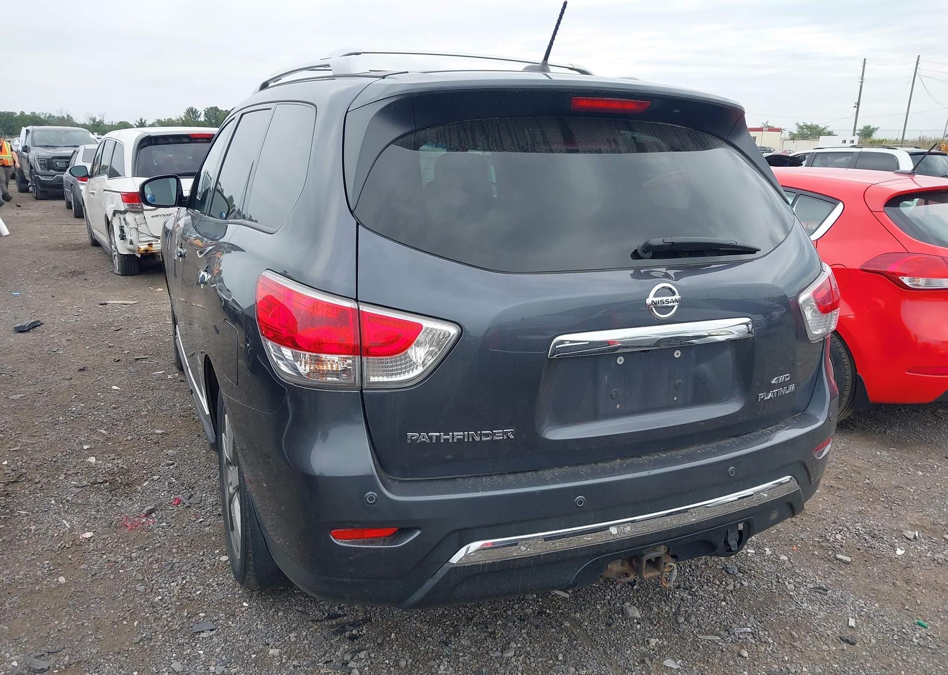 2014 NISSAN PATHFINDER S