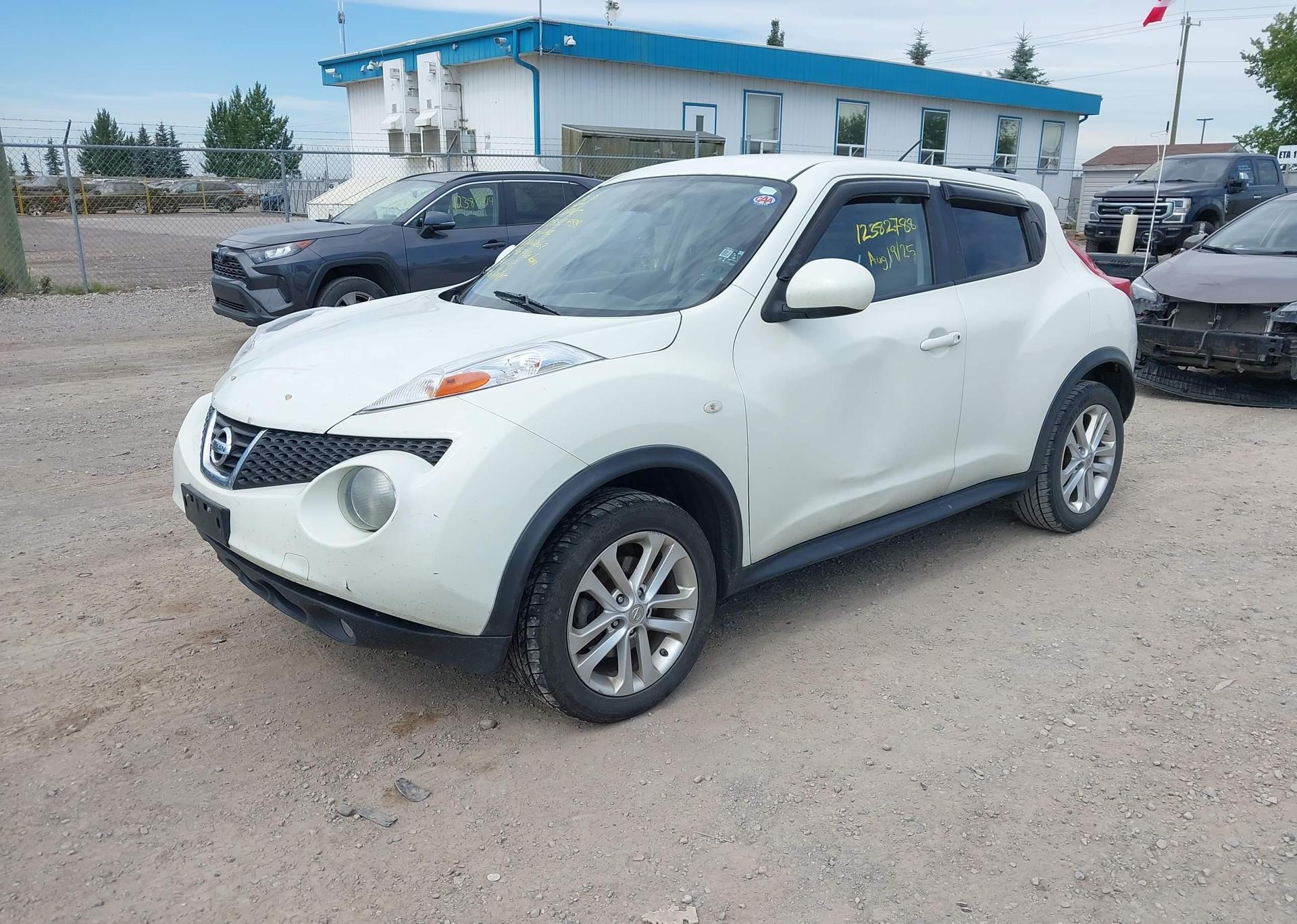 2011 NISSAN JUKE SV