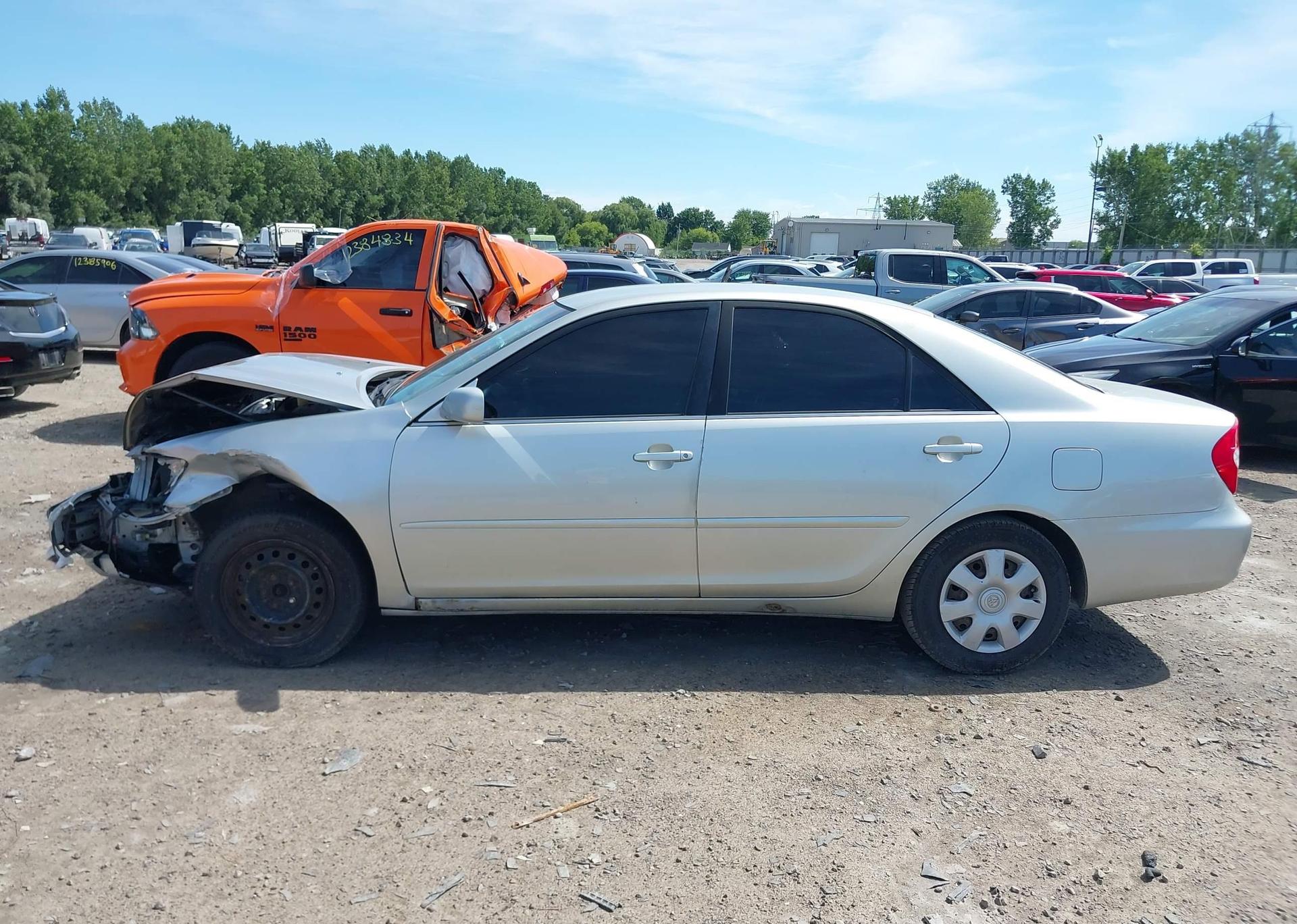 2002 TOYOTA CAMRY