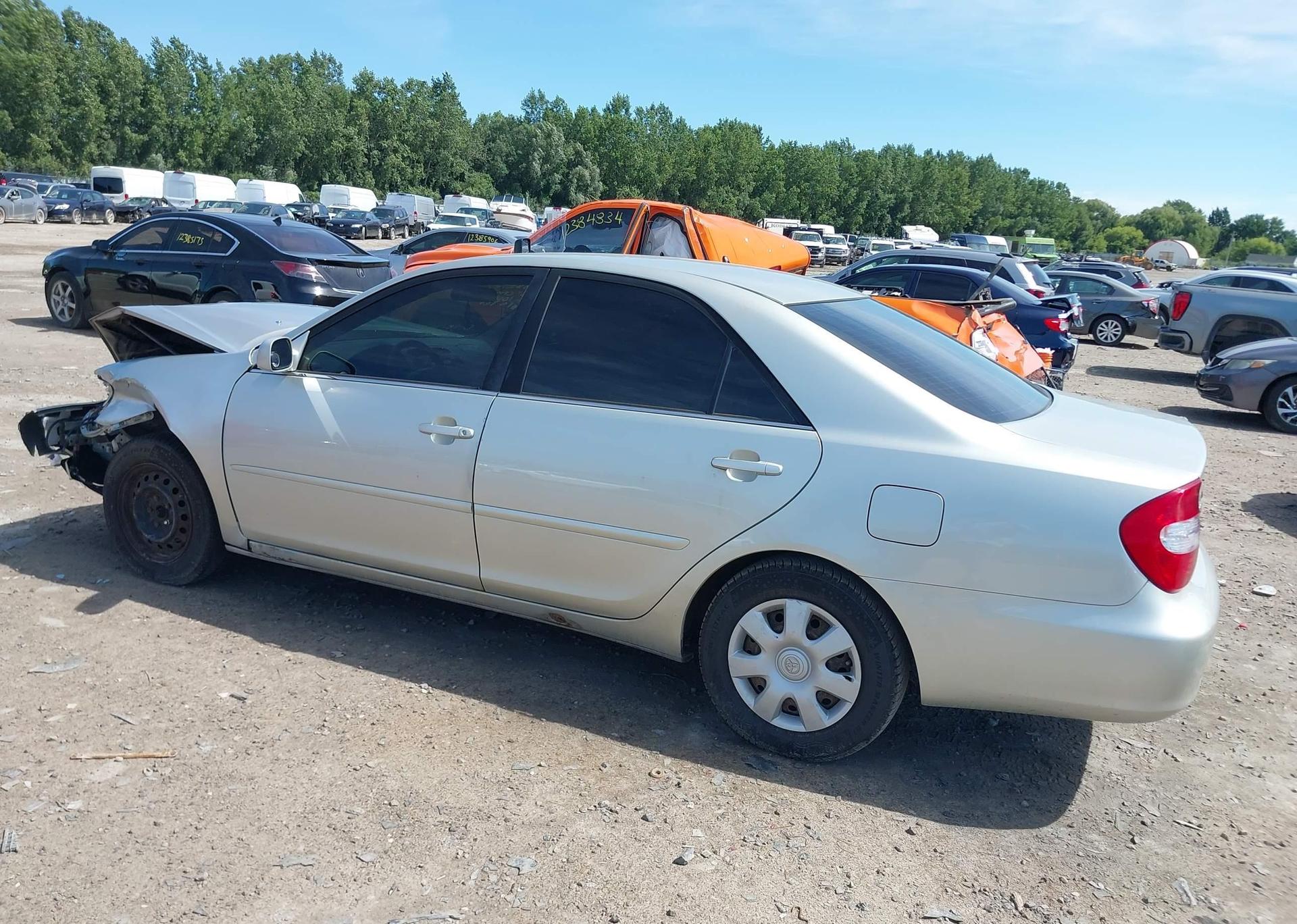 2002 TOYOTA CAMRY