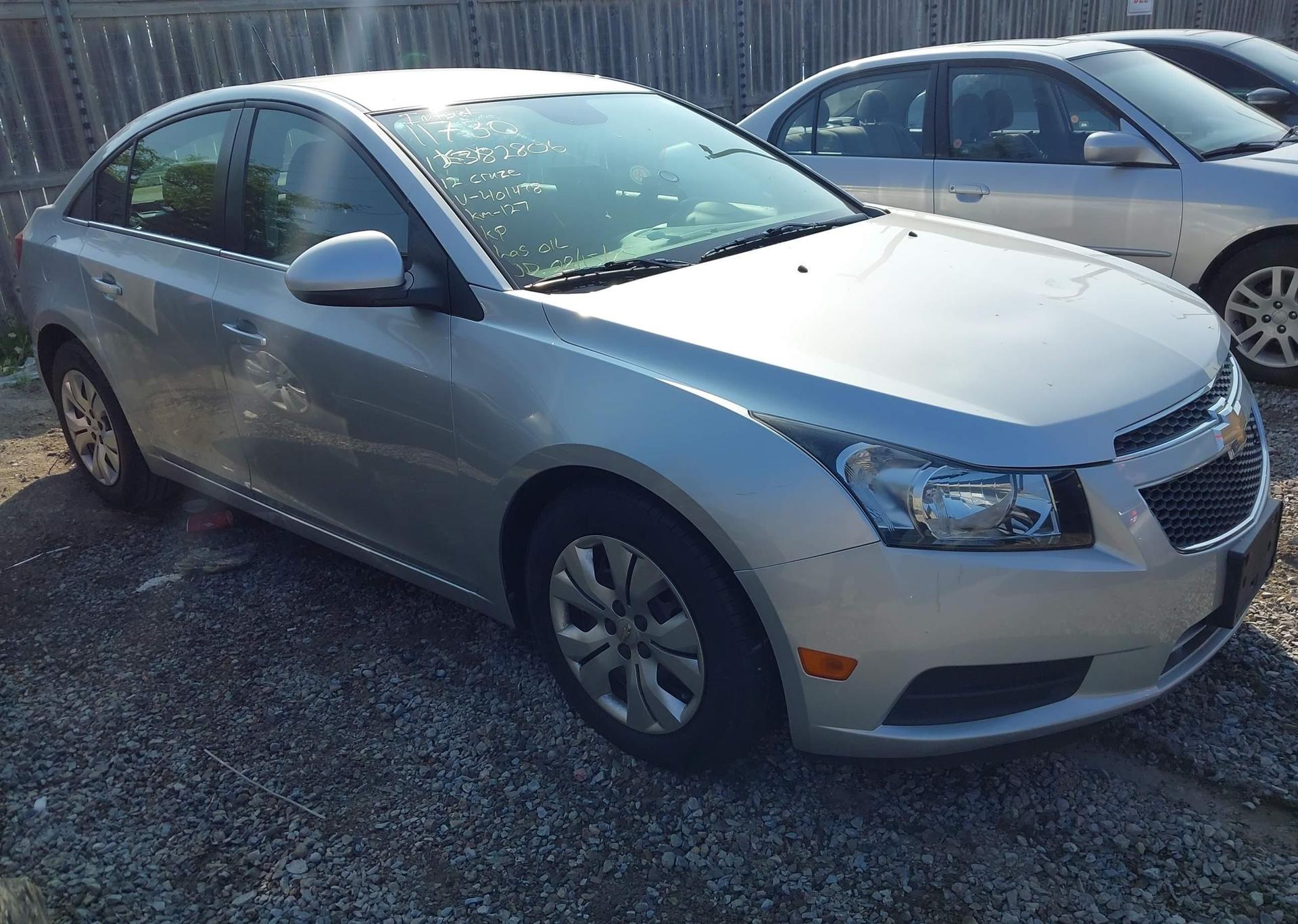 2012 CHEVROLET CRUZE LT