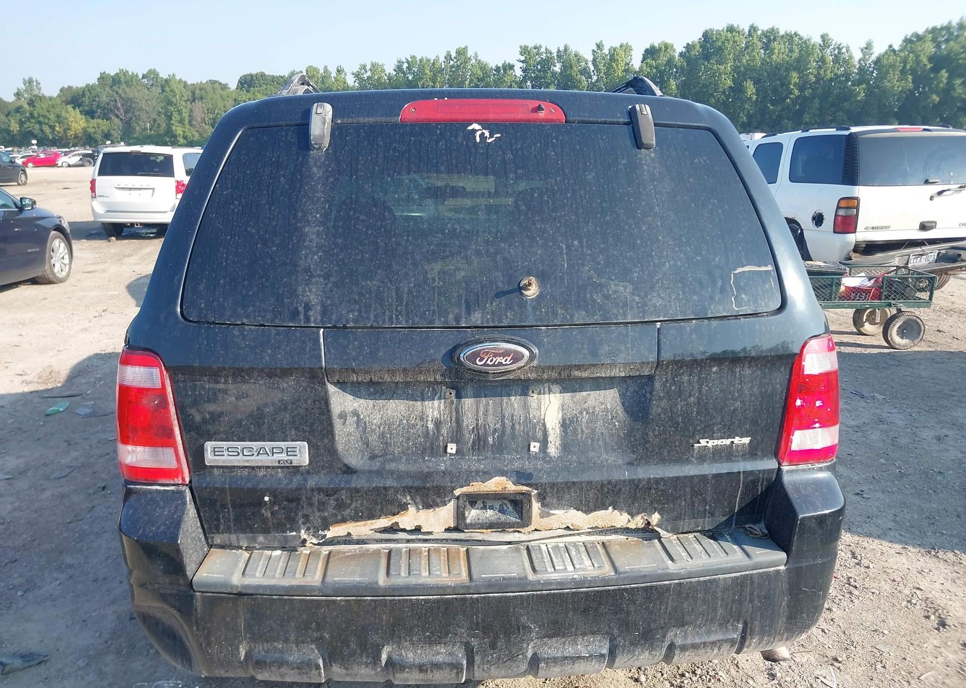 2010 FORD ESCAPE XLT AUTOMATIC