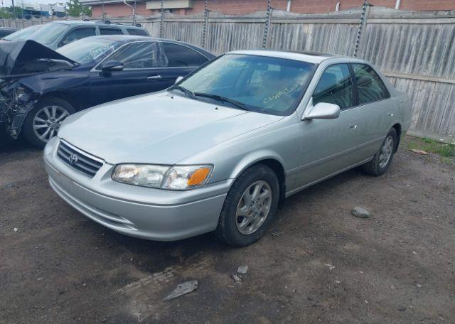 2001 TOYOTA CAMRY CE