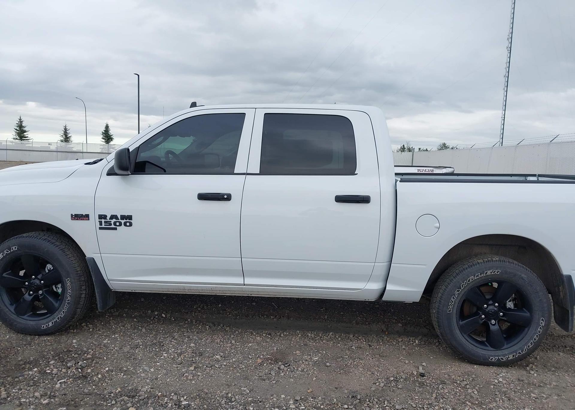 2023 RAM 1500 CLASSIC TRADESMAN