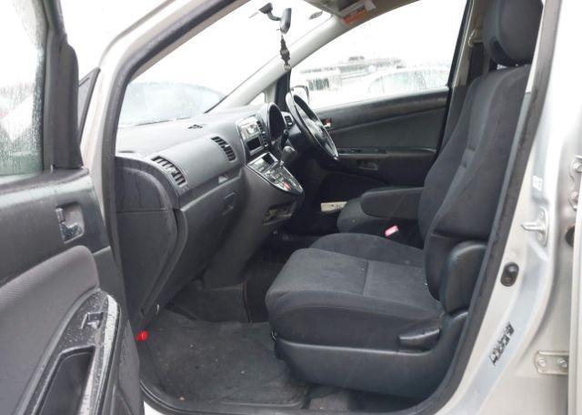 2004 TOYOTA WISH