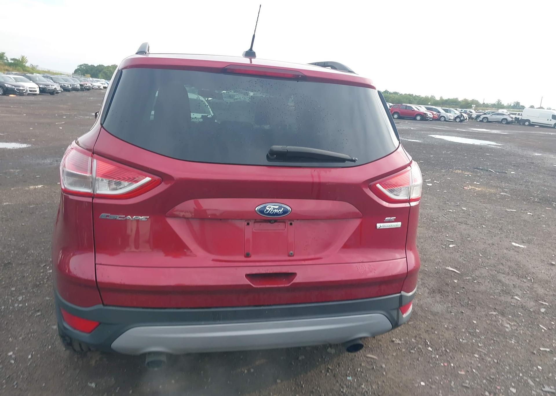 2015 FORD ESCAPE SE