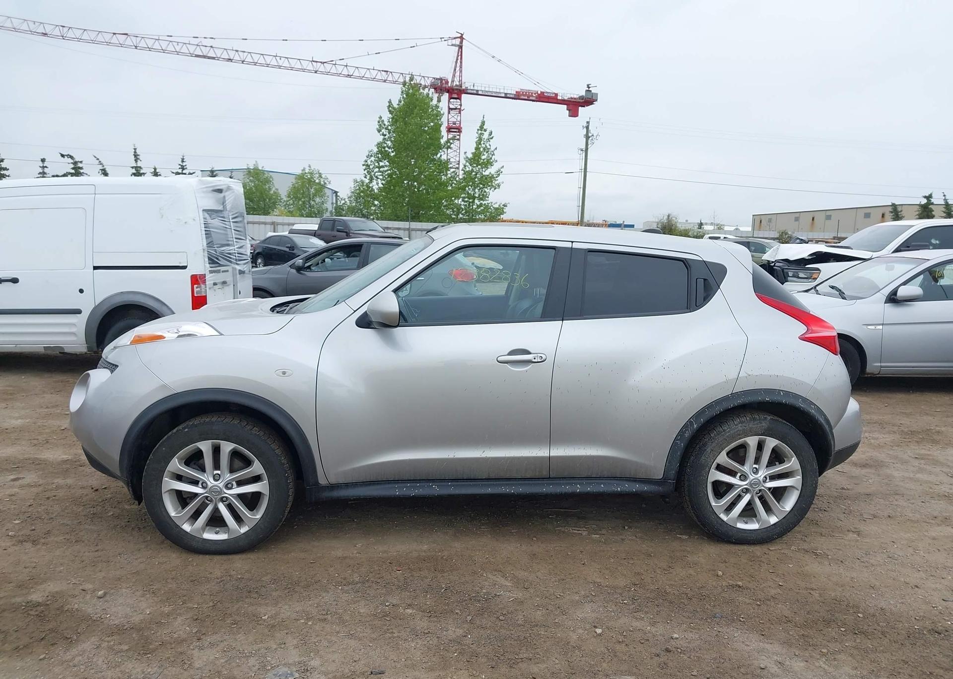 2012 NISSAN JUKE S