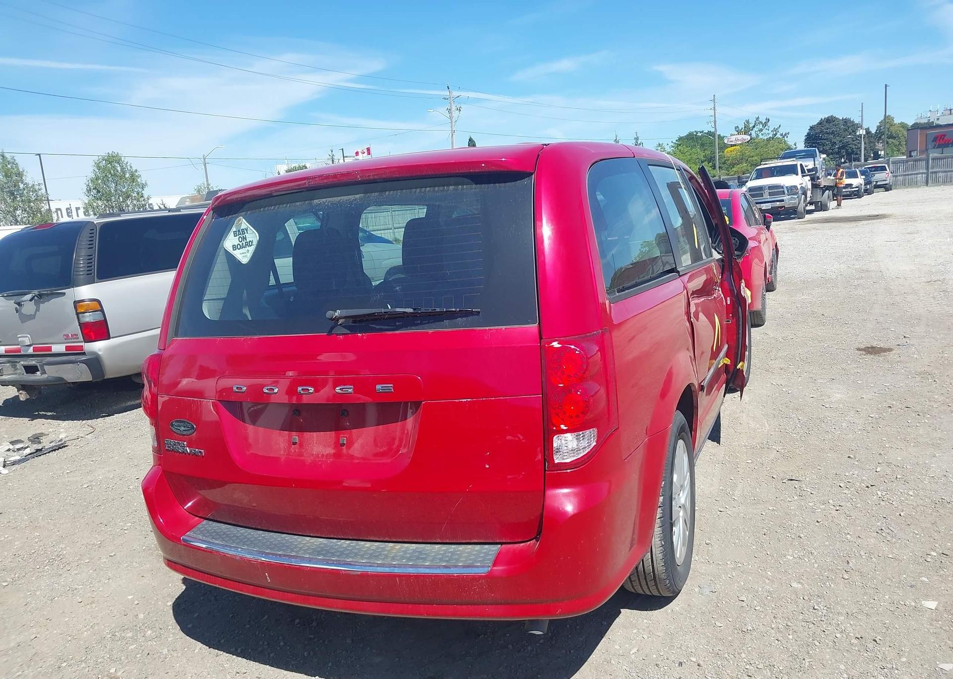 2014 DODGE GRAND CARAVAN SE