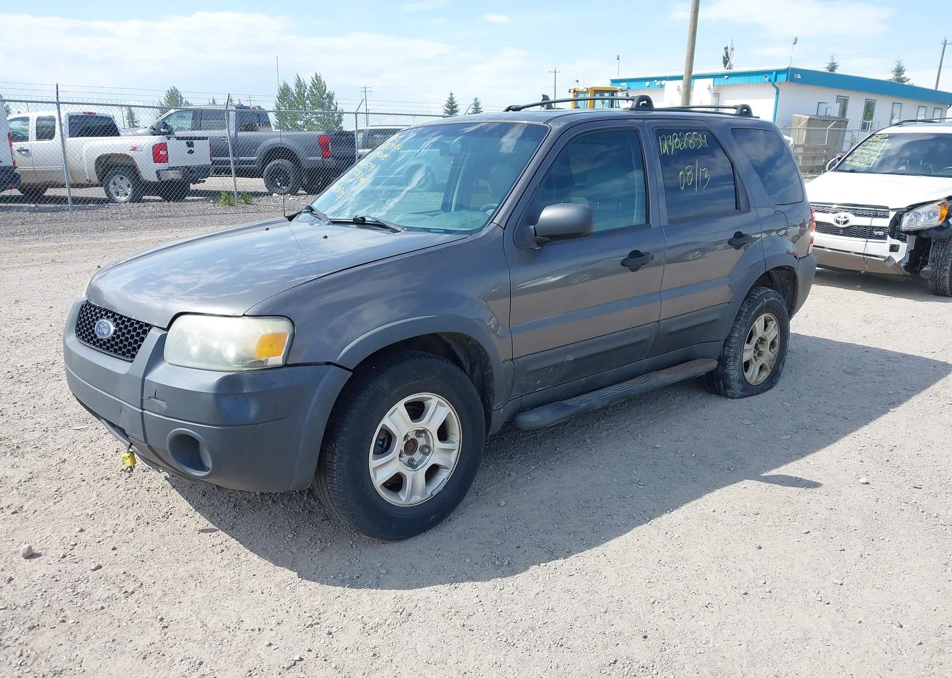 2005 FORD ESCAPE XLT