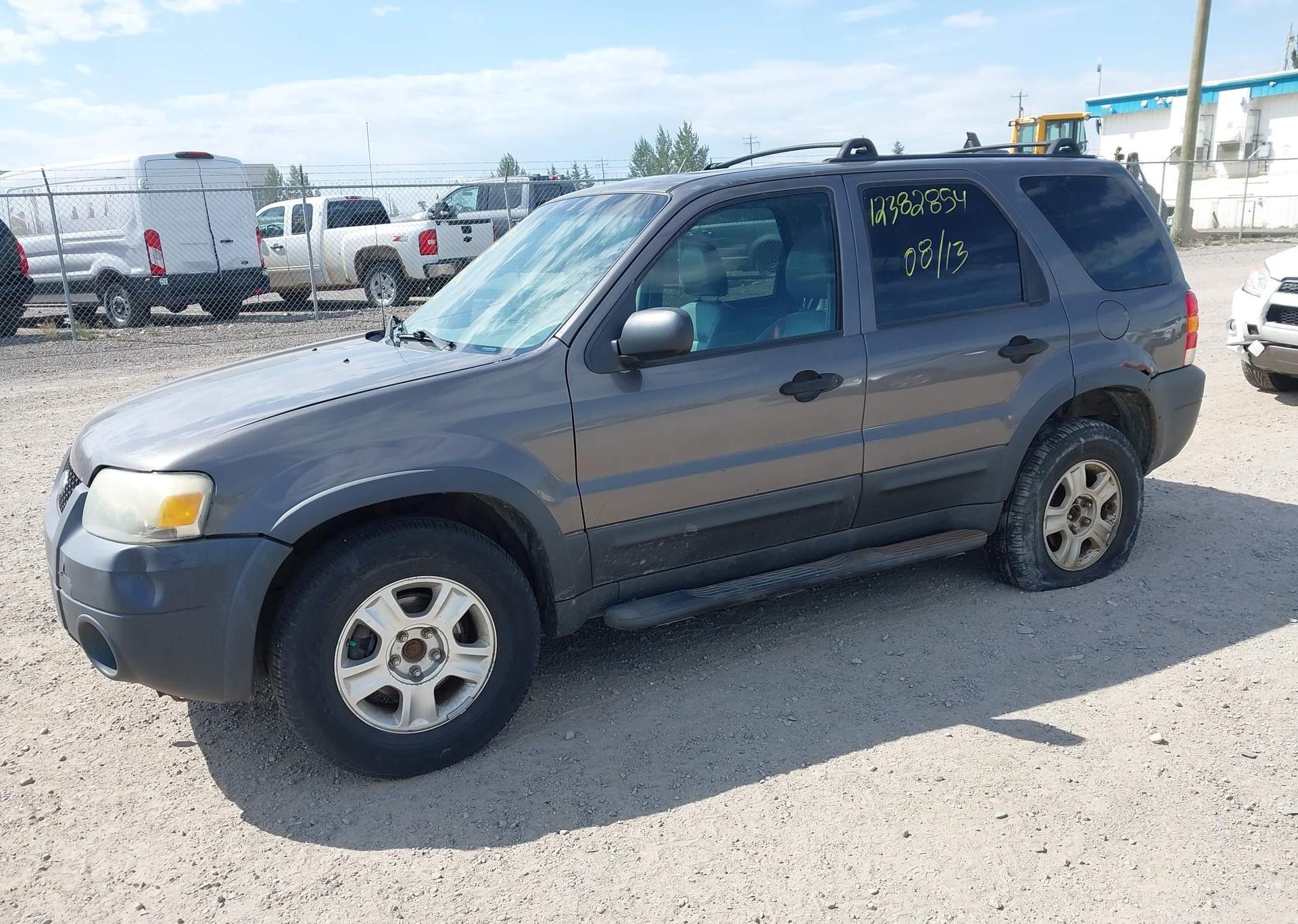2005 FORD ESCAPE XLT